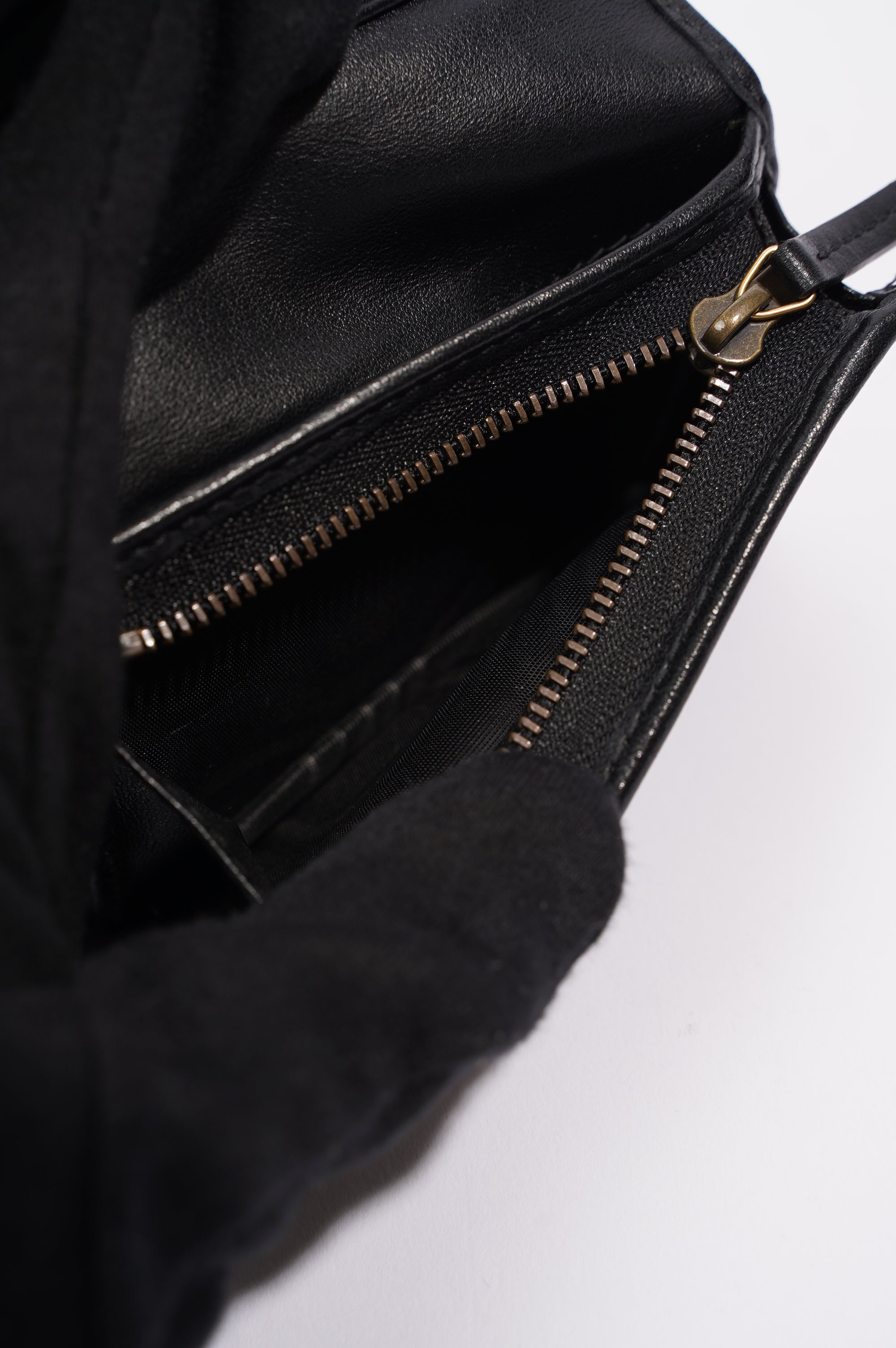 Gucci Womens Marmont GG Wallet Black Leather Small