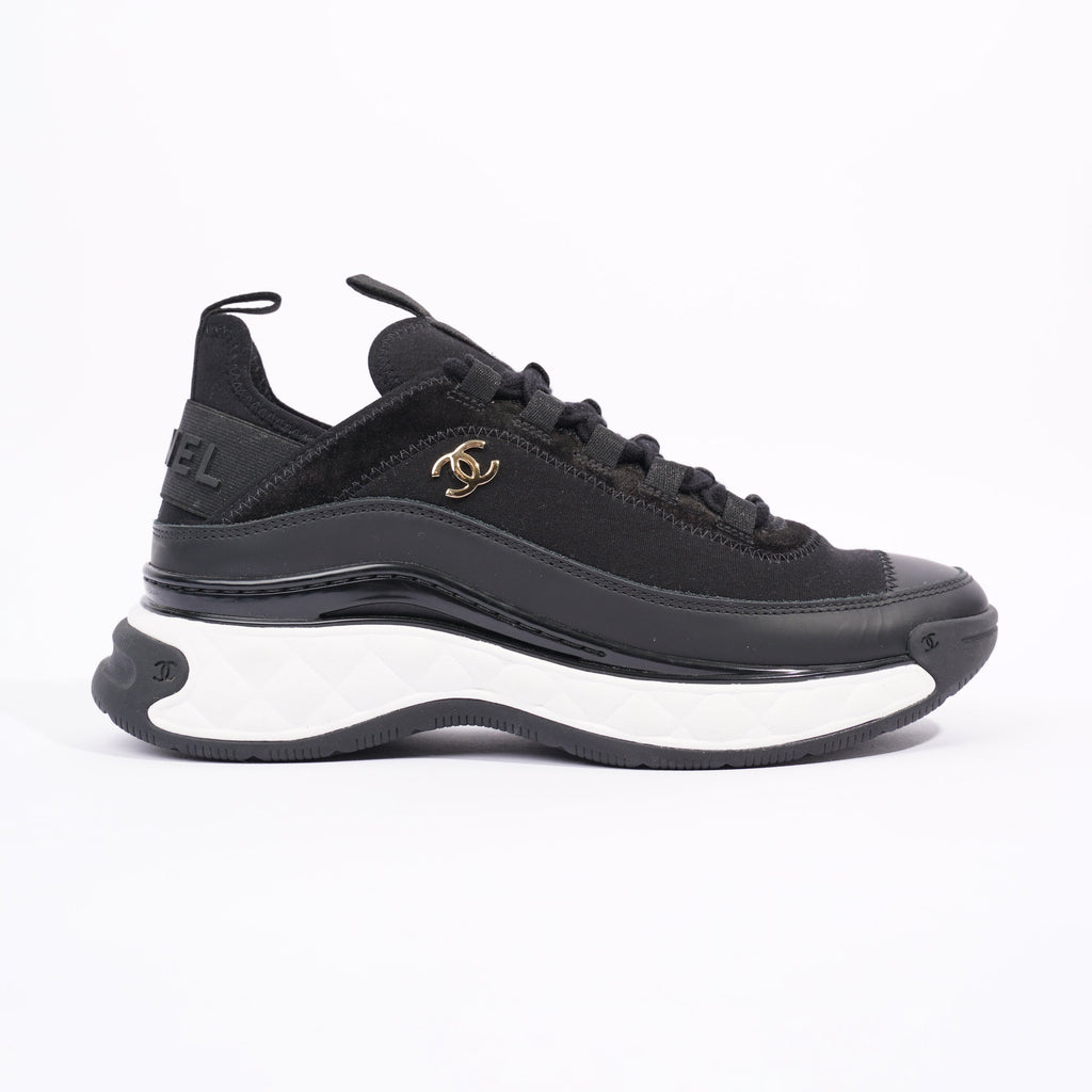 Chanel Womens CC Logo Black / White EU 37 / UK 4