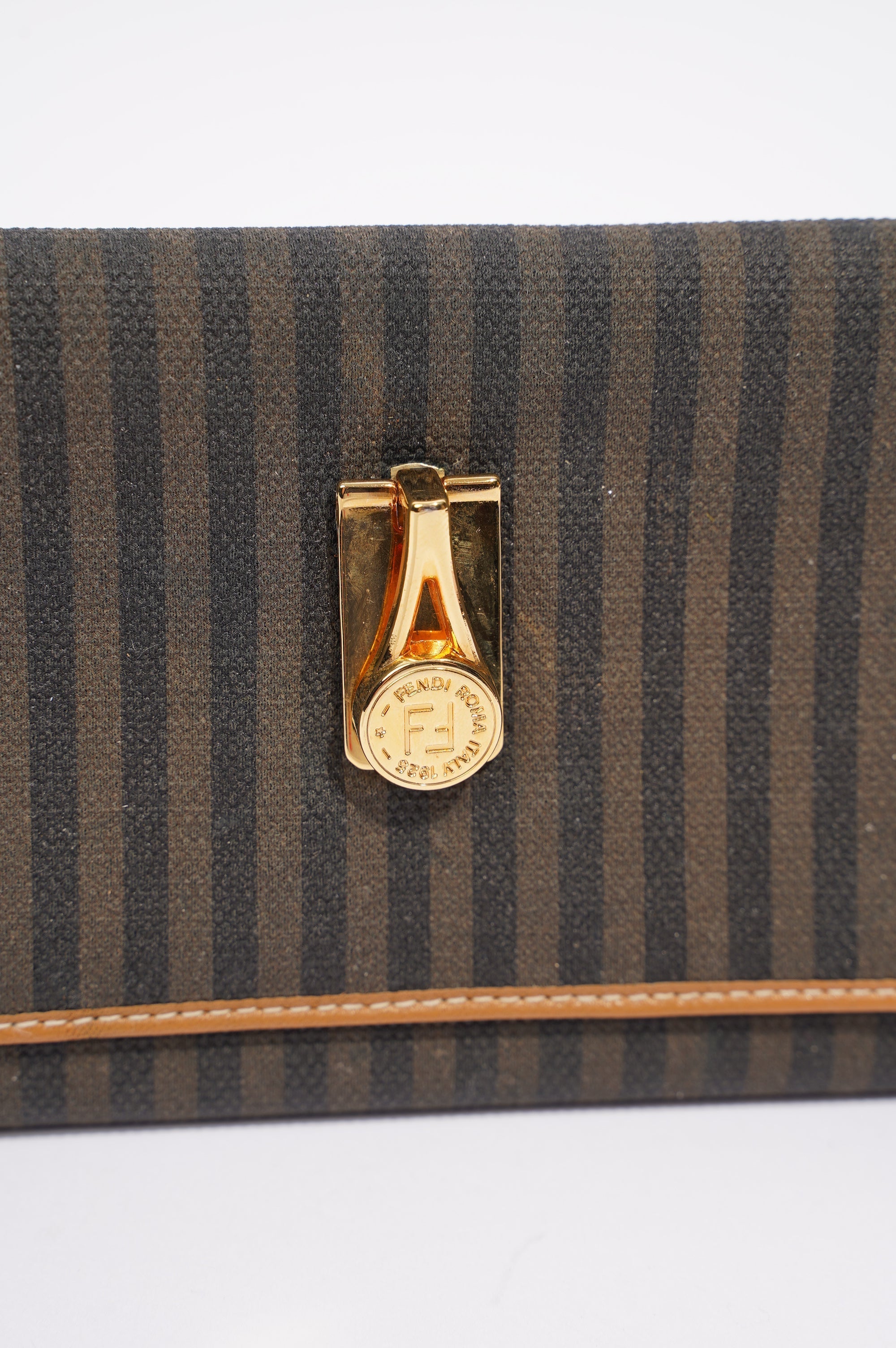 Fendi Womens Fendi Bi Fold Purse Brown / Black Canvas