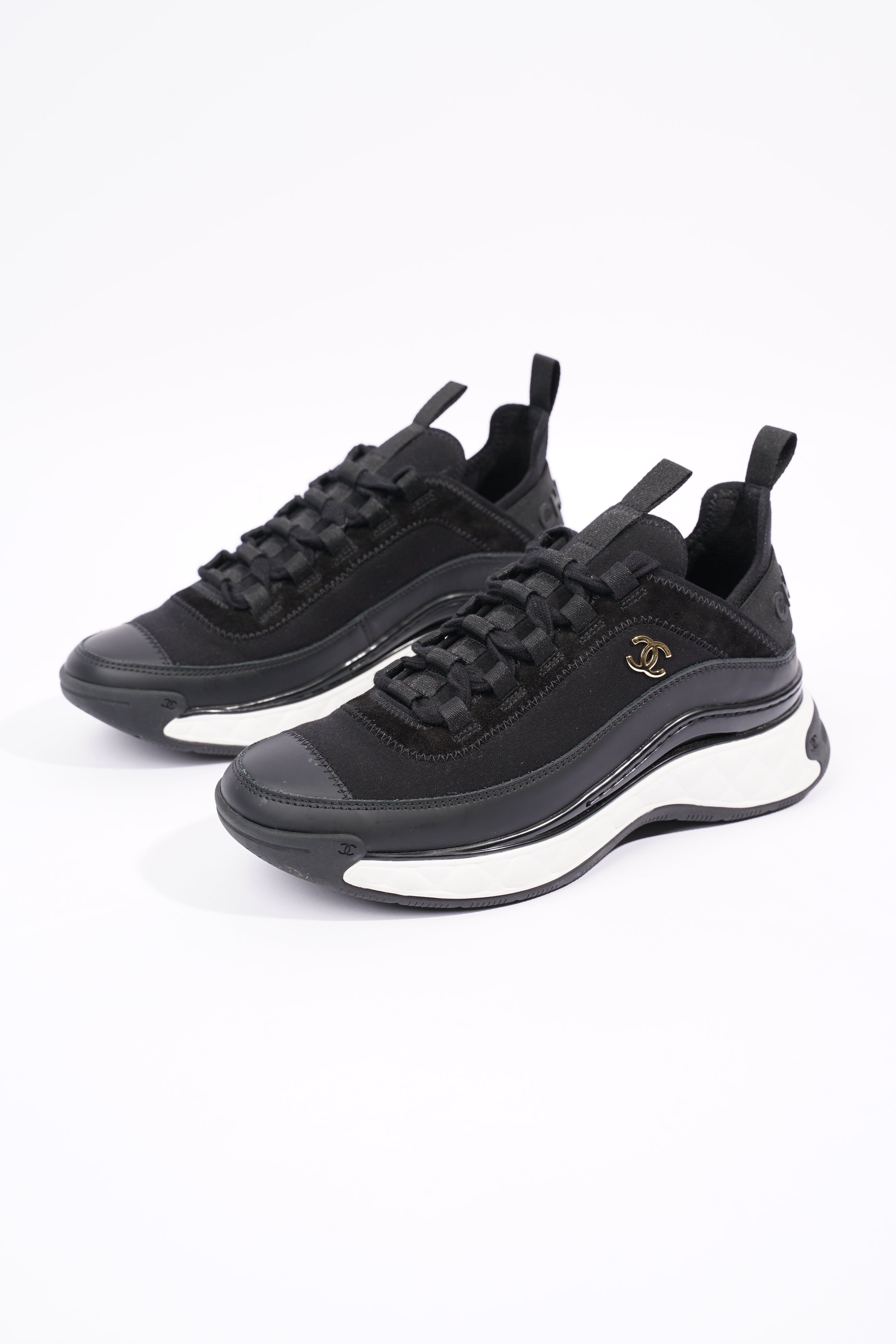 Chanel Womens CC Logo Black / White EU 37 / UK 4