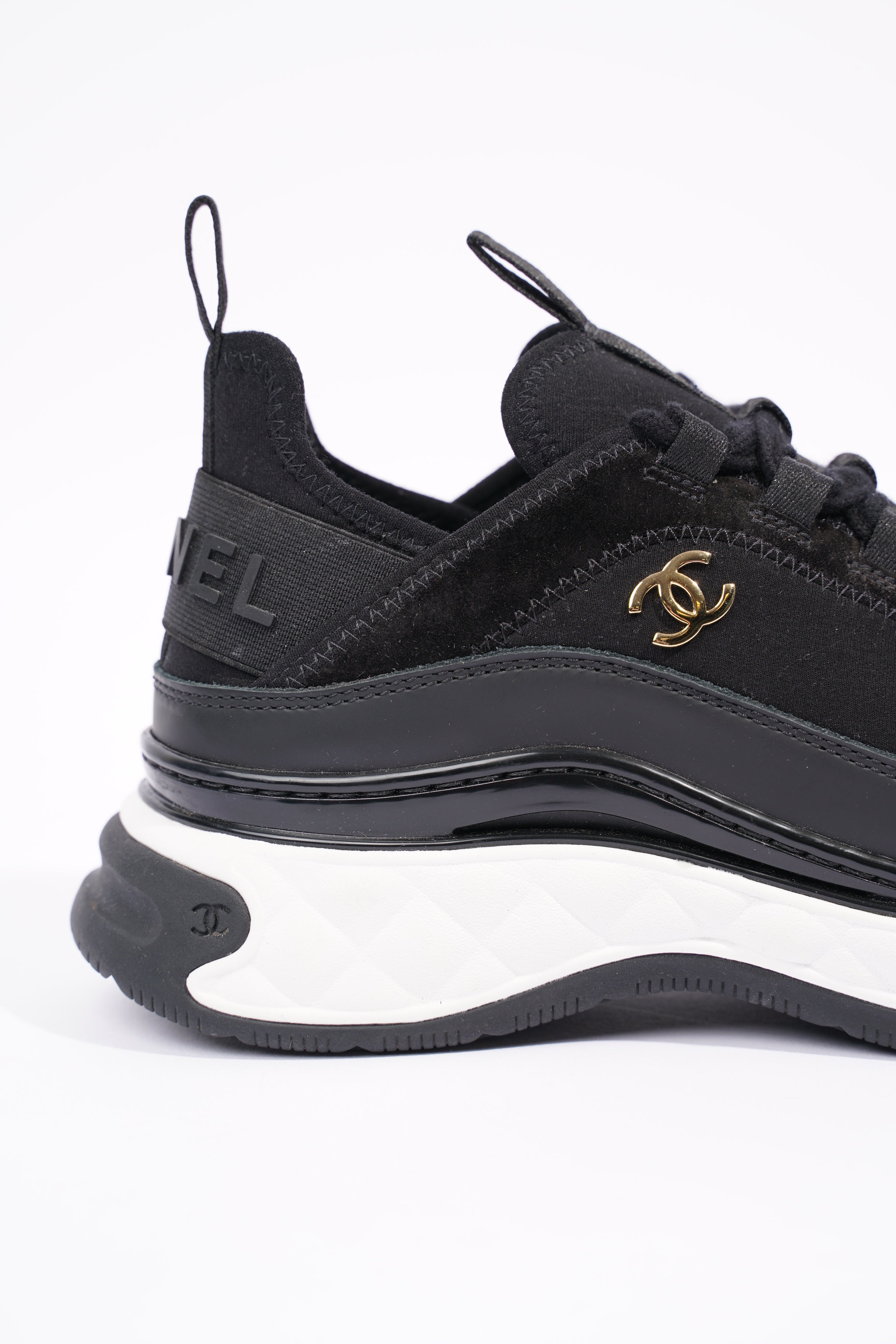 Chanel Womens CC Logo Black / White EU 37 / UK 4