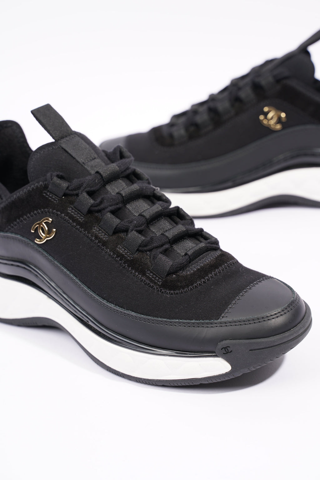 Chanel Womens CC Logo Black / White EU 37 / UK 4