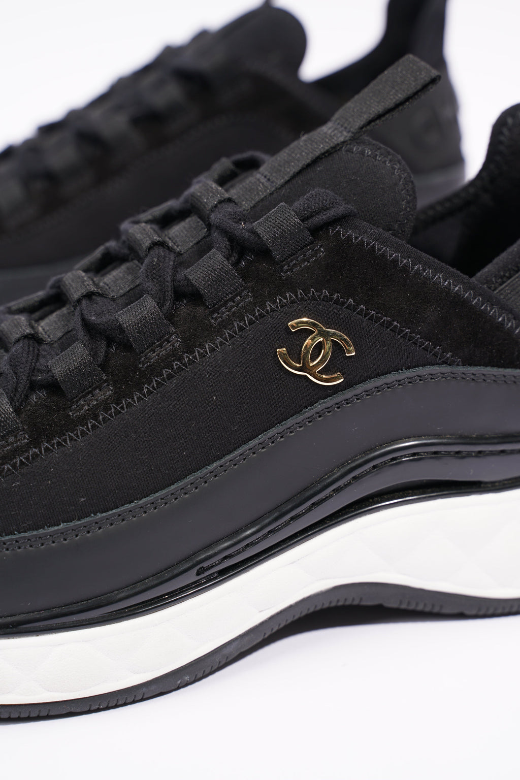 Chanel Womens CC Logo Black / White EU 37 / UK 4