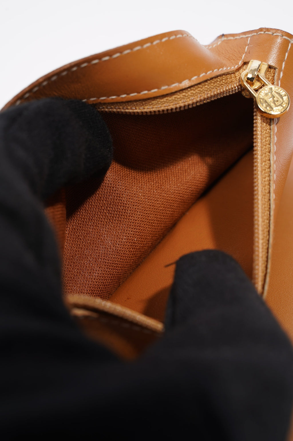Fendi Womens Fendi Bi Fold Purse Brown / Black Canvas