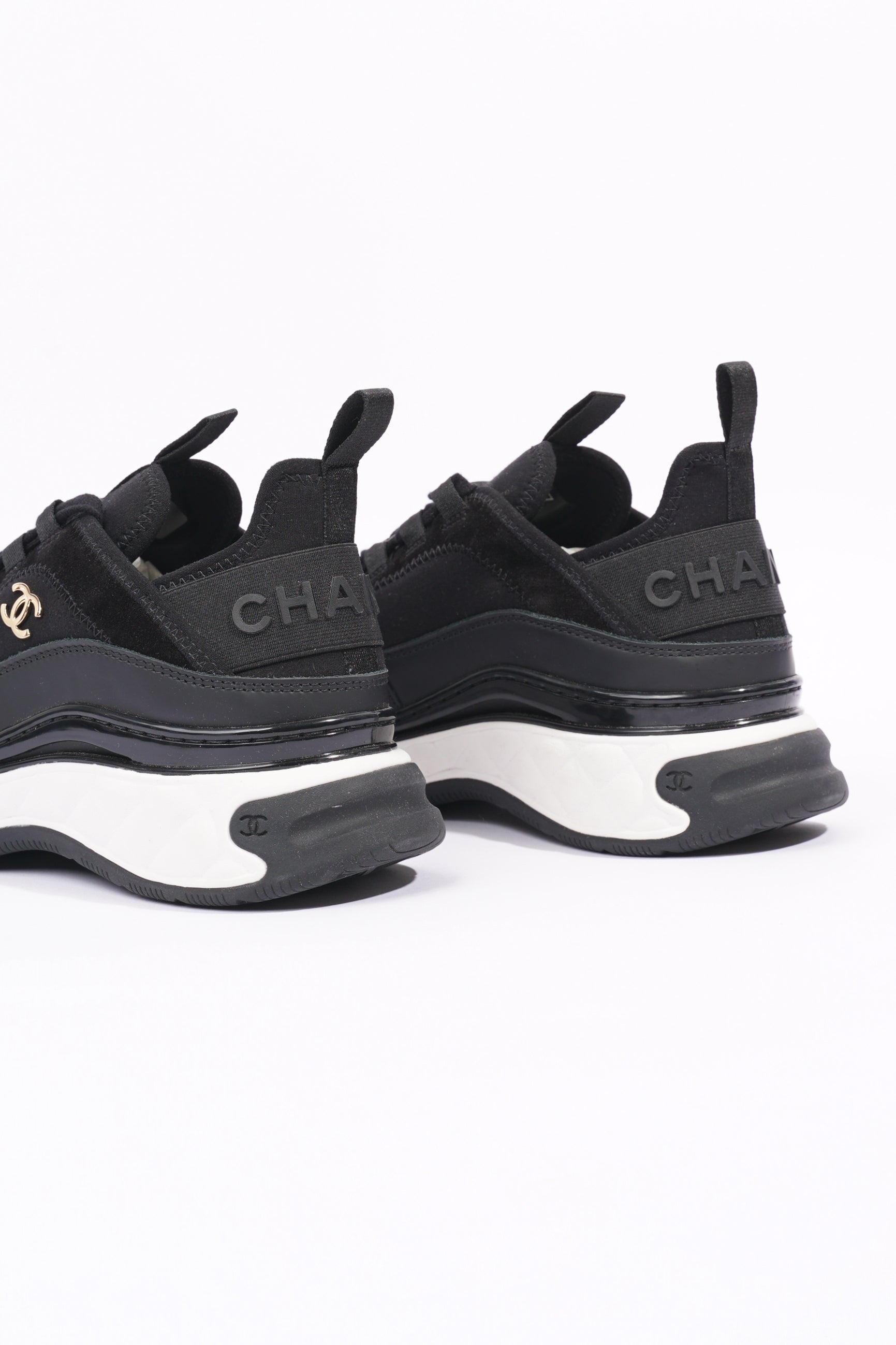 Chanel Womens CC Logo Black / White EU 37 / UK 4