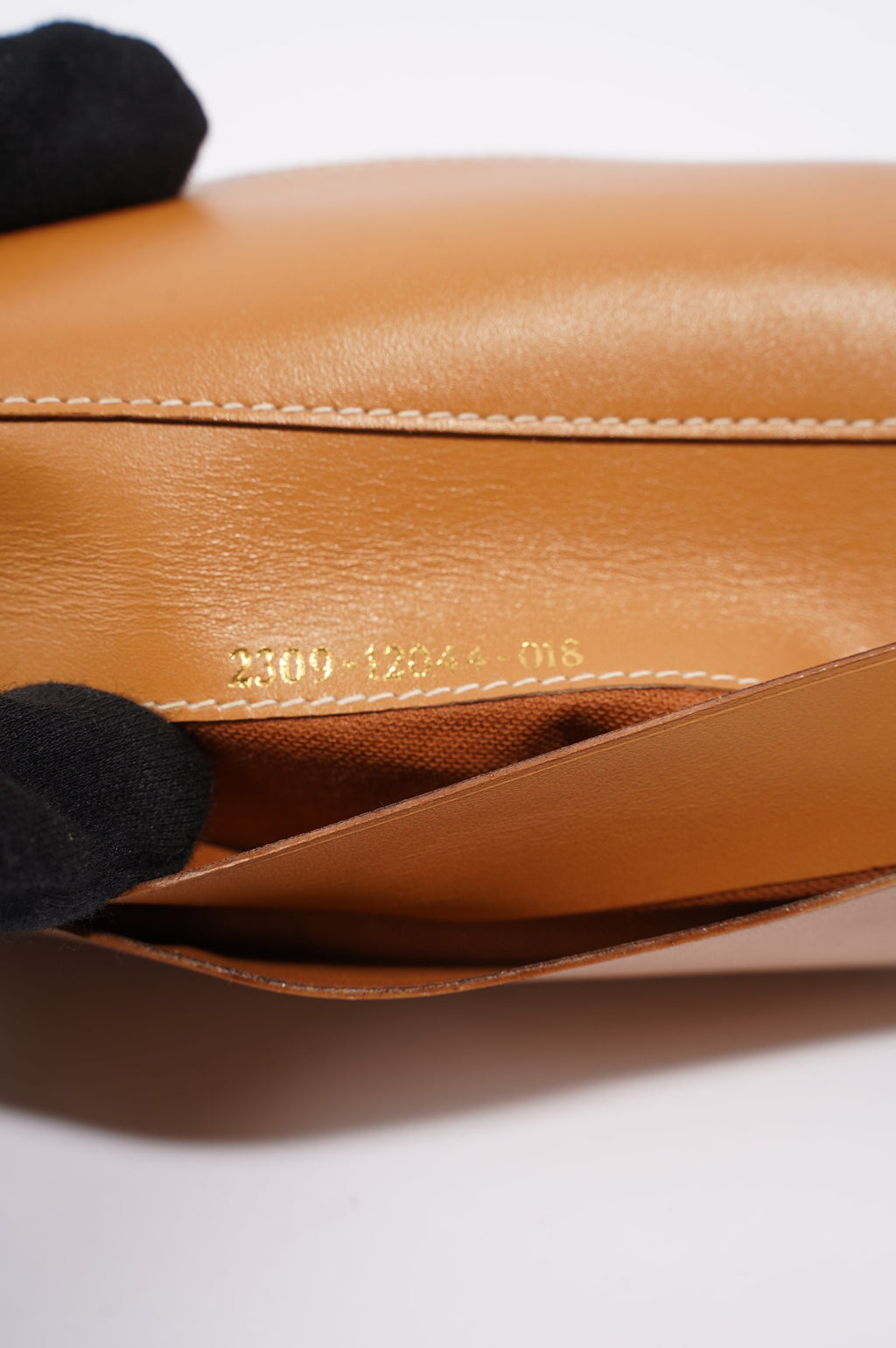 Fendi Womens Fendi Bi Fold Purse Brown / Black Canvas