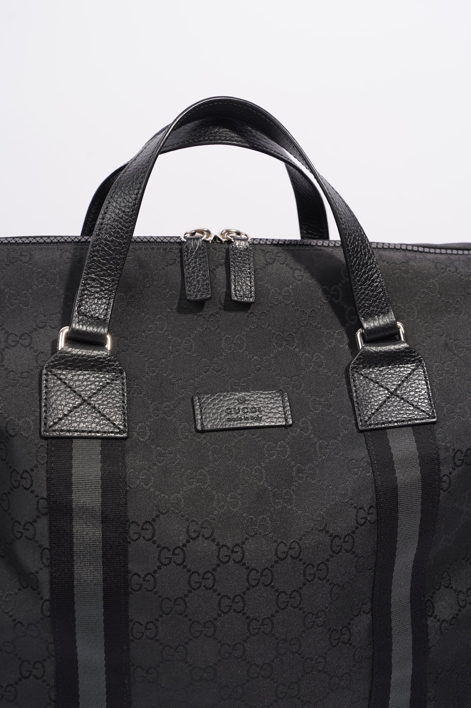 Gucci Mens Duffle Bag Grey Canvas XL