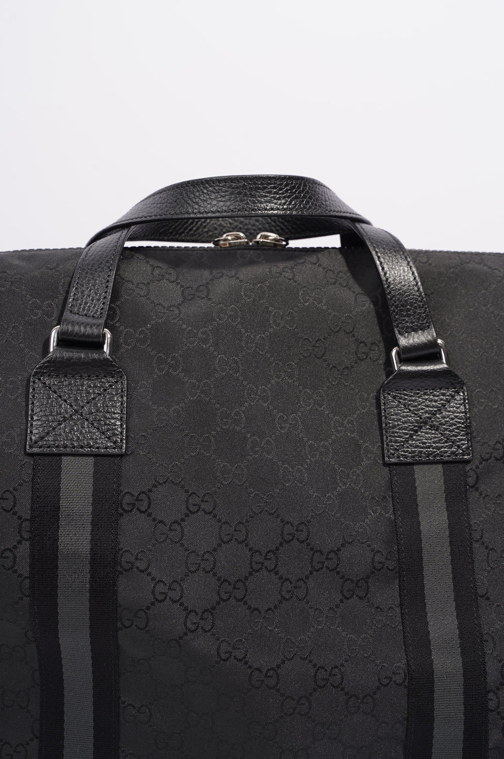 Gucci Mens Duffle Bag Grey Canvas XL