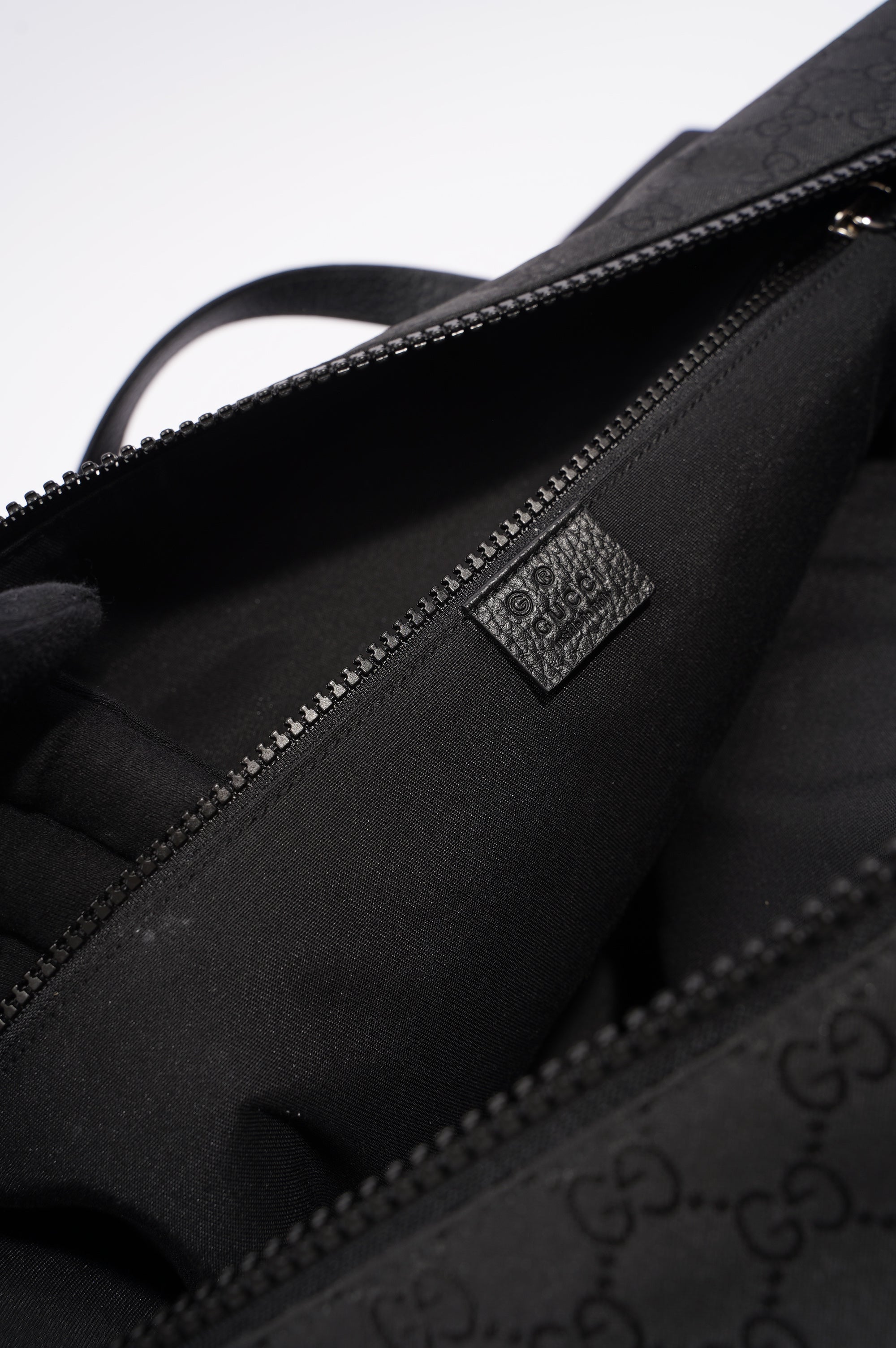 Gucci Mens Duffle Bag Grey Canvas XL