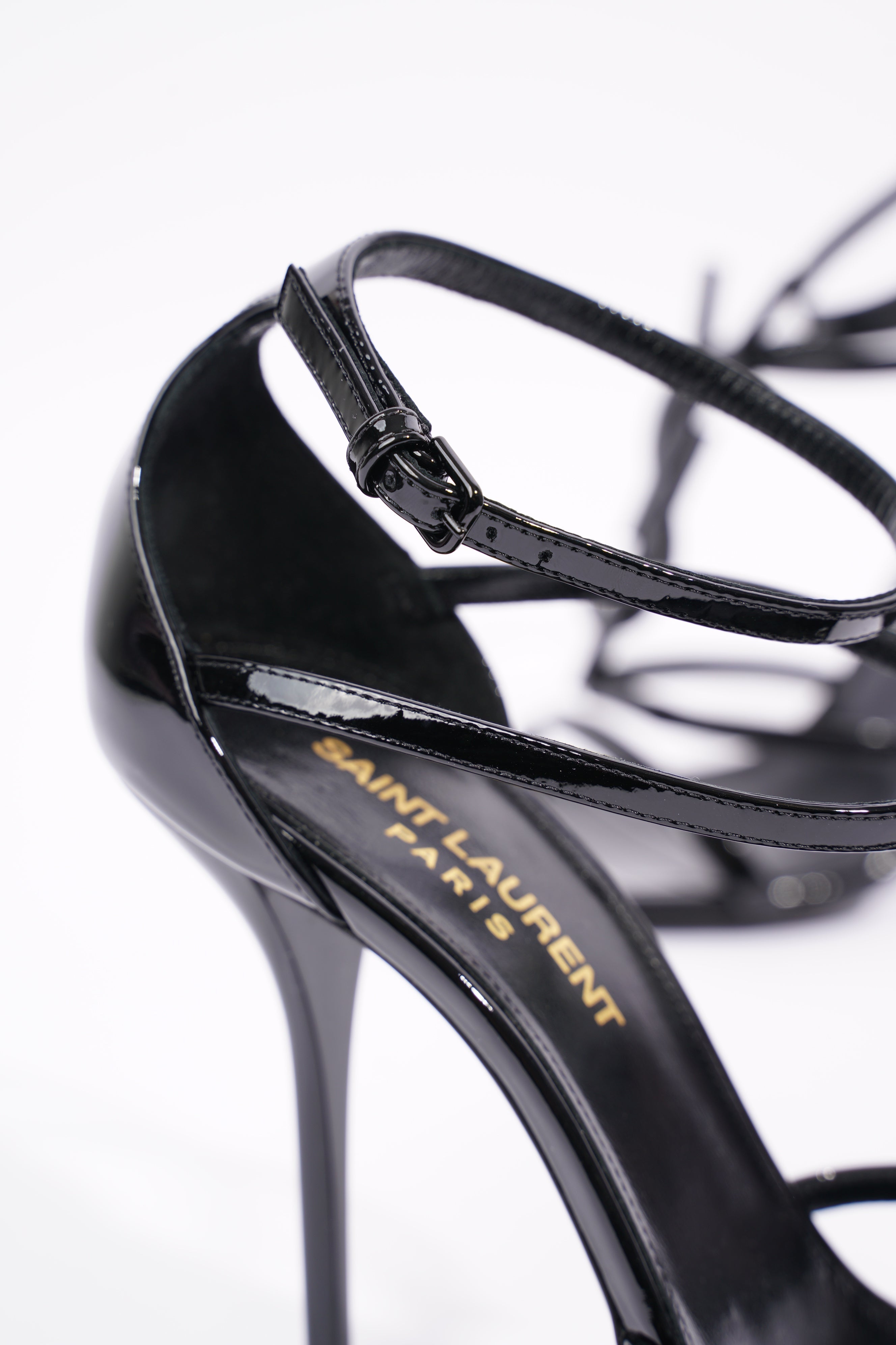 Saint Laurent Womens Cassandra 100 Patent Black EU 37 / UK 4