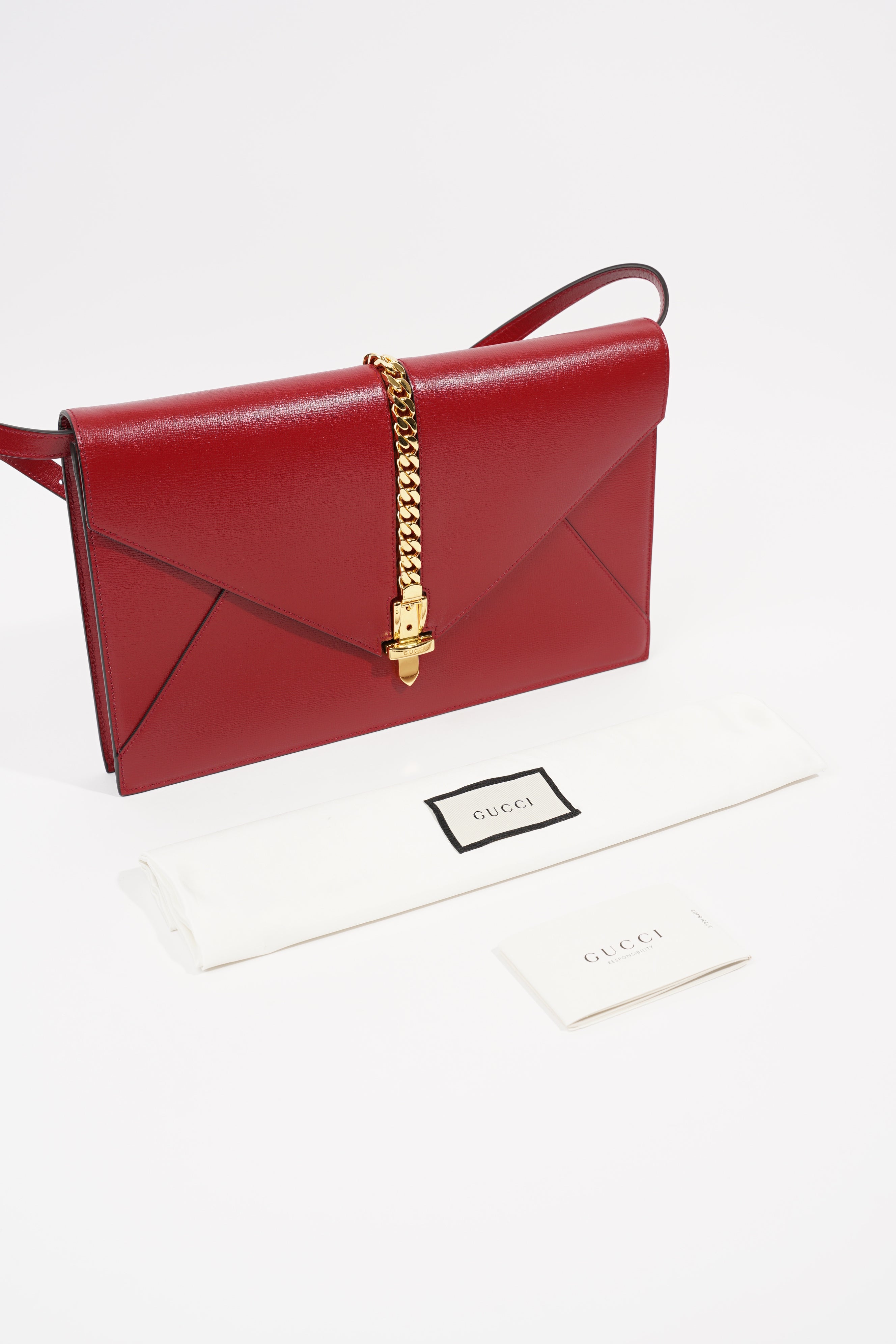 Gucci Womans Sylvie 1969 Shoulder Bag Red Medium