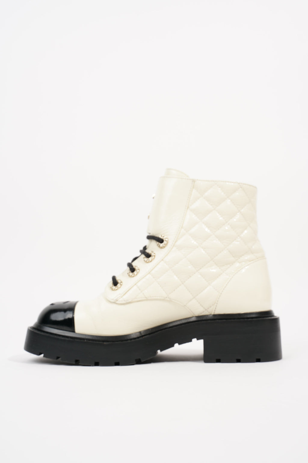 Chanel Womens CC Lace Up Boots White Black EU 35.5 / UK 2.5