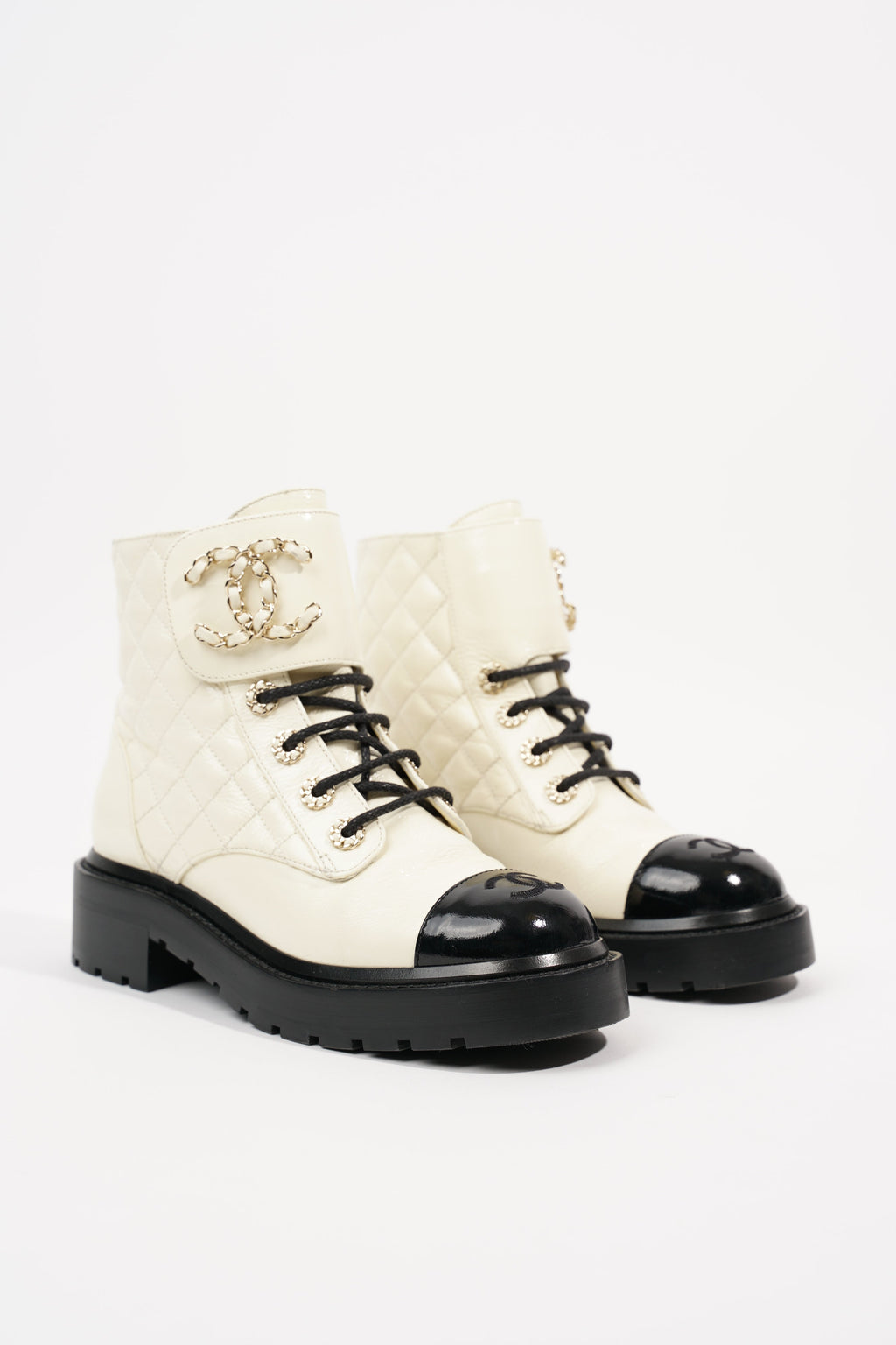 Chanel Womens CC Lace Up Boots White Black EU 35.5 / UK 2.5