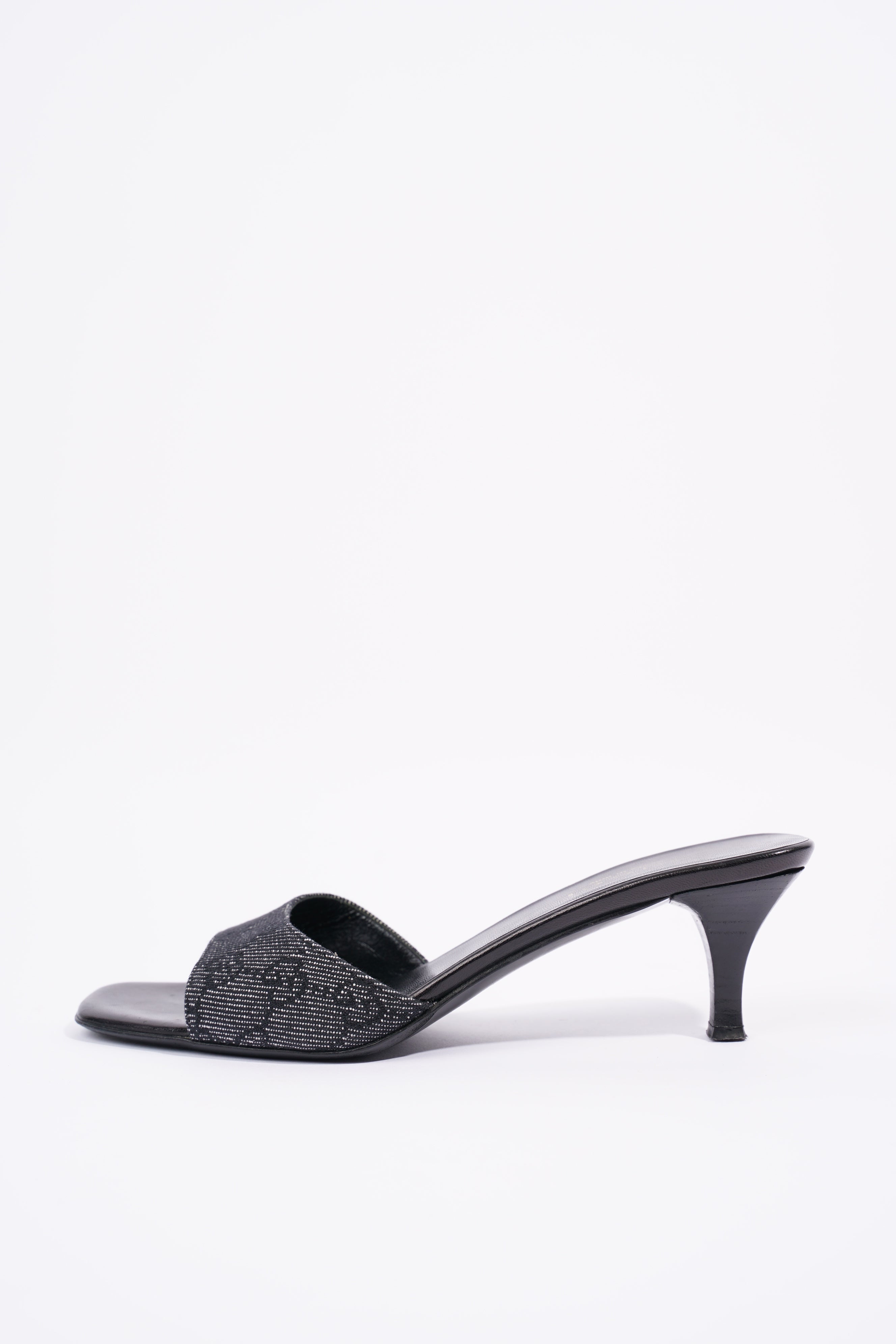 Gucci Womens Mule Sandals Black / White EU 37 / UK 4
