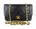 CHANEL 'Diana' 22  classic flap bag - vintage