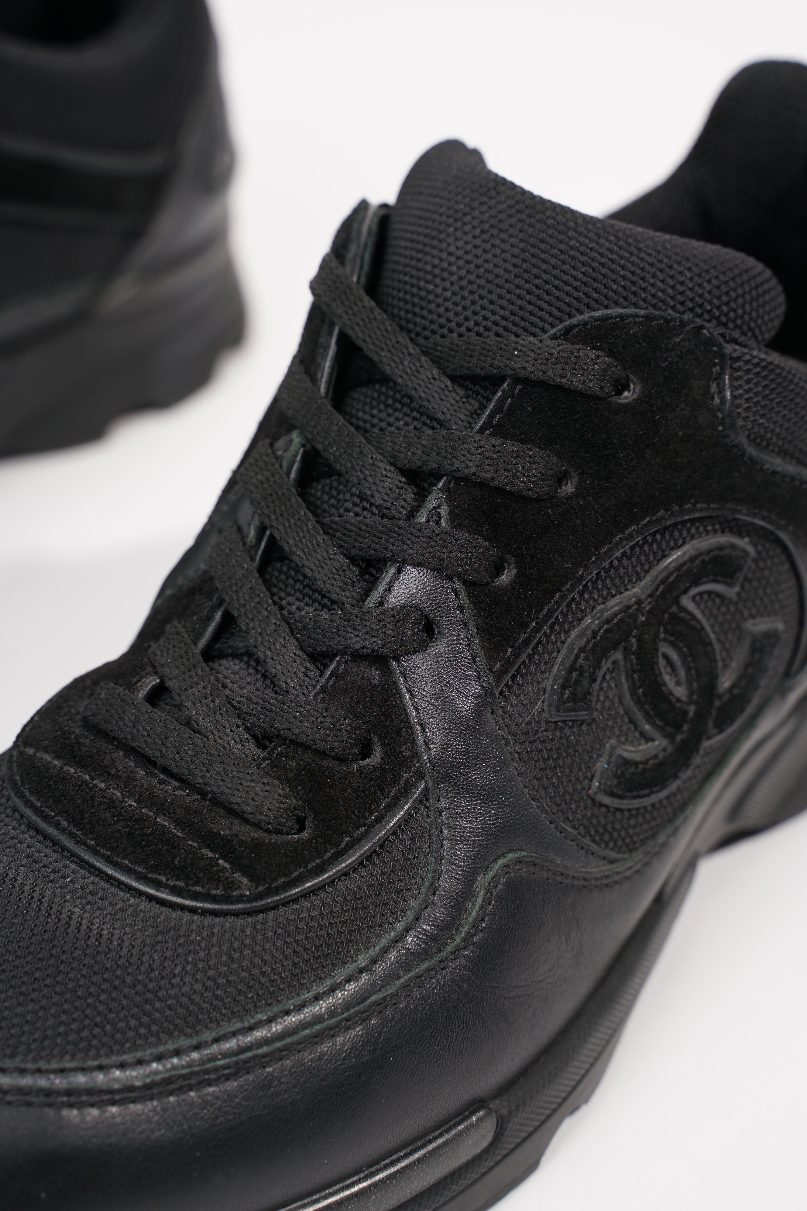 Chanel Womens CC Logo Black EU 37 / UK 4