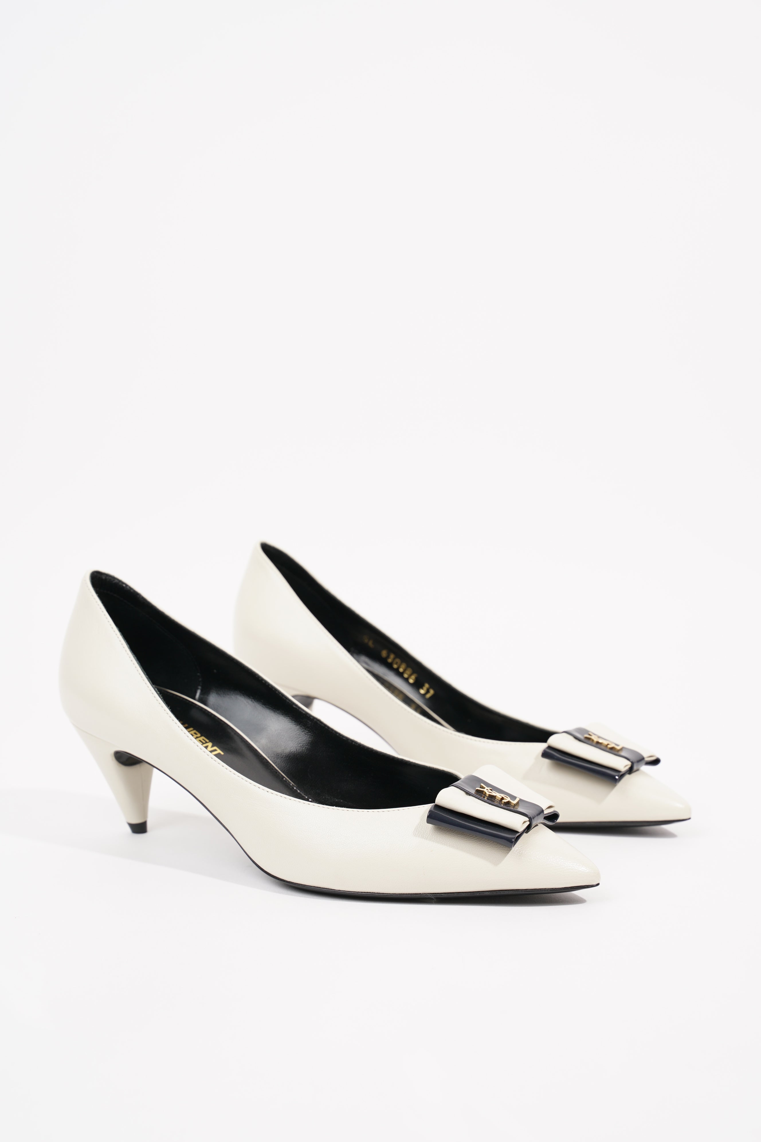 Saint Laurent Womens Anais 55 Cream EU 37 / UK 4