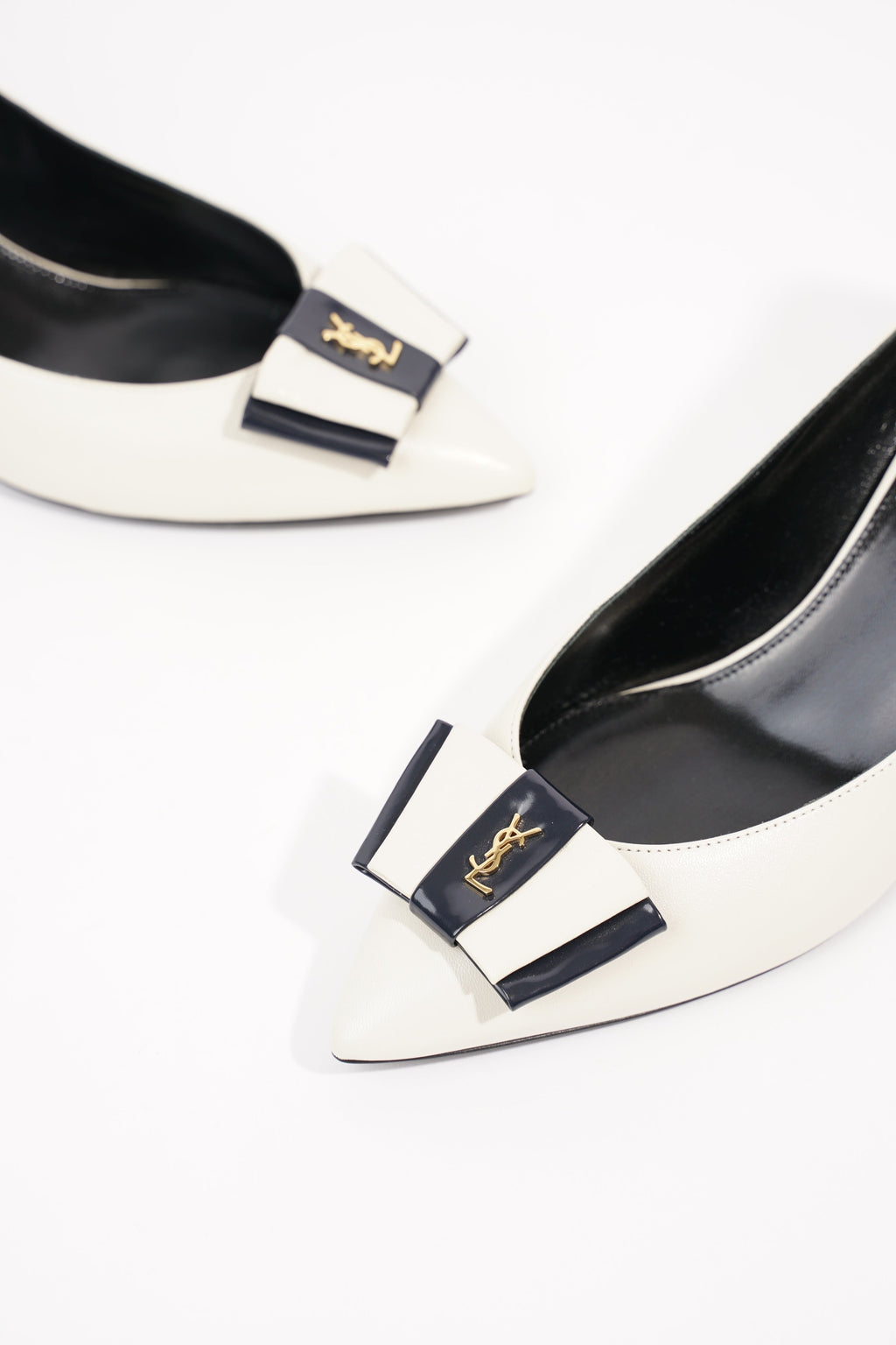 Saint Laurent Womens Anais 55 Cream EU 37 / UK 4