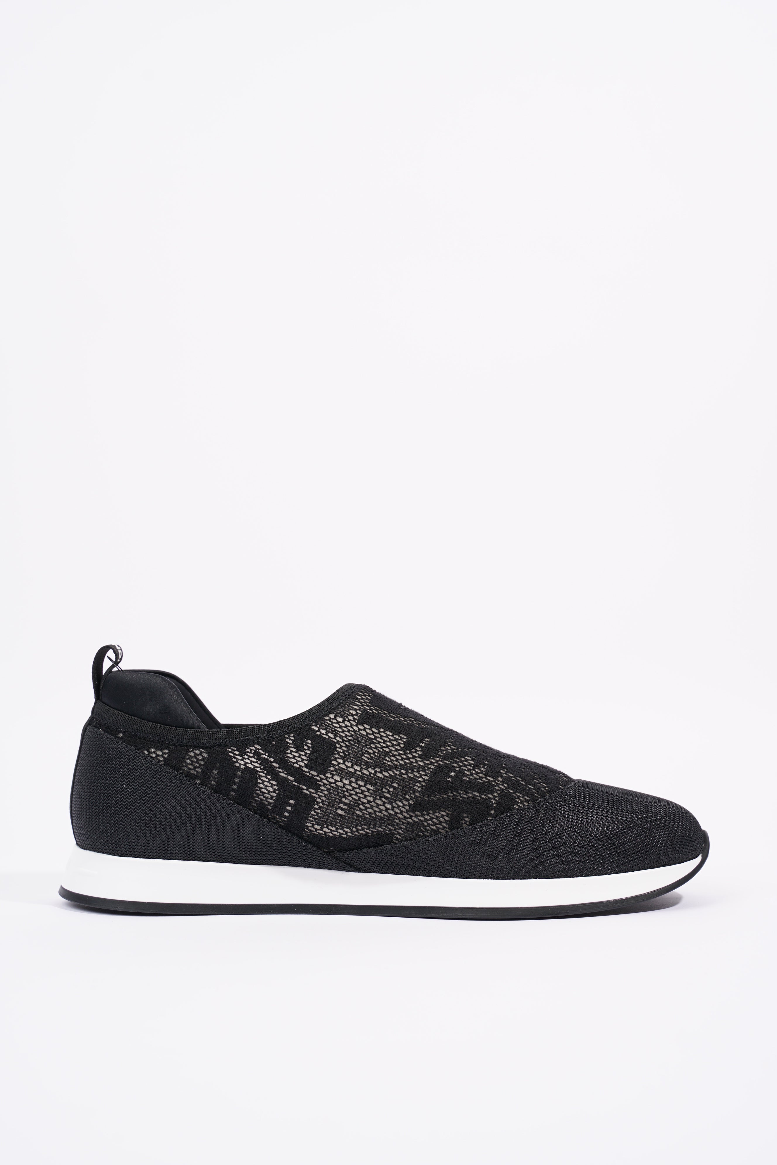 Fendi Womens Slip On Sneaker Black / White EU 39 / UK 6