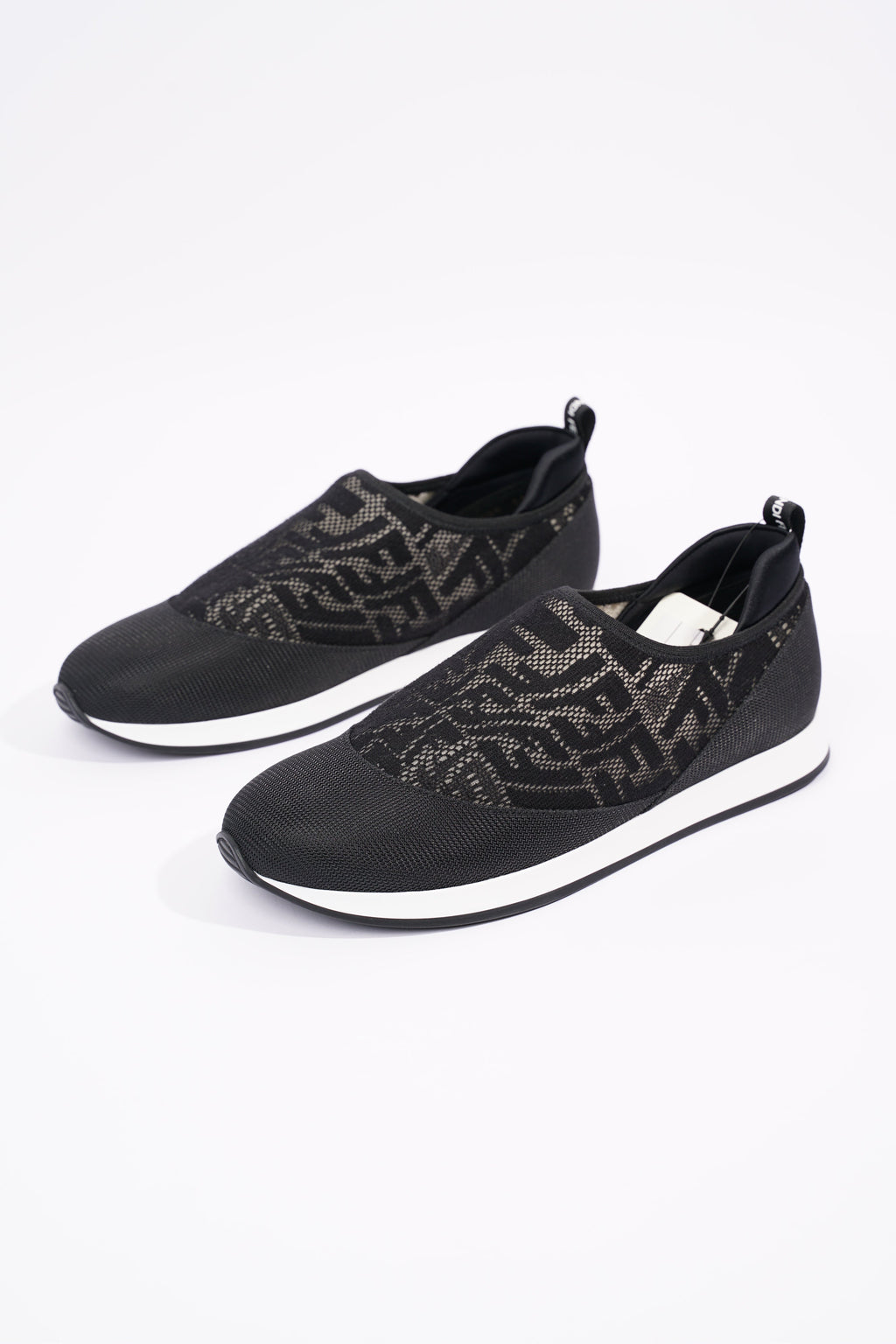 Fendi Womens Slip On Sneaker Black / White EU 39 / UK 6