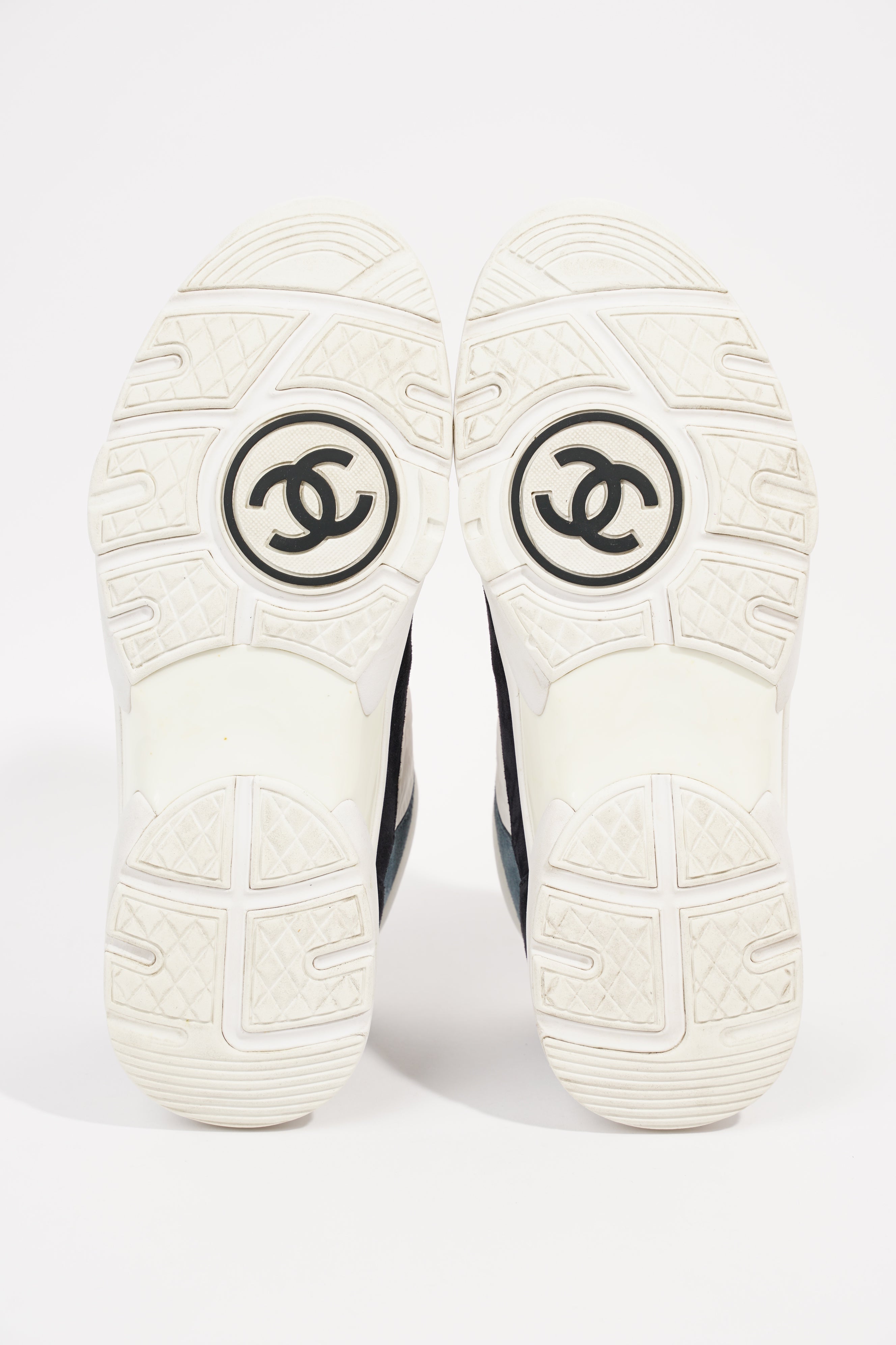 Chanel Womens CC Logo White / Blue / Orange EU 40 / UK 7