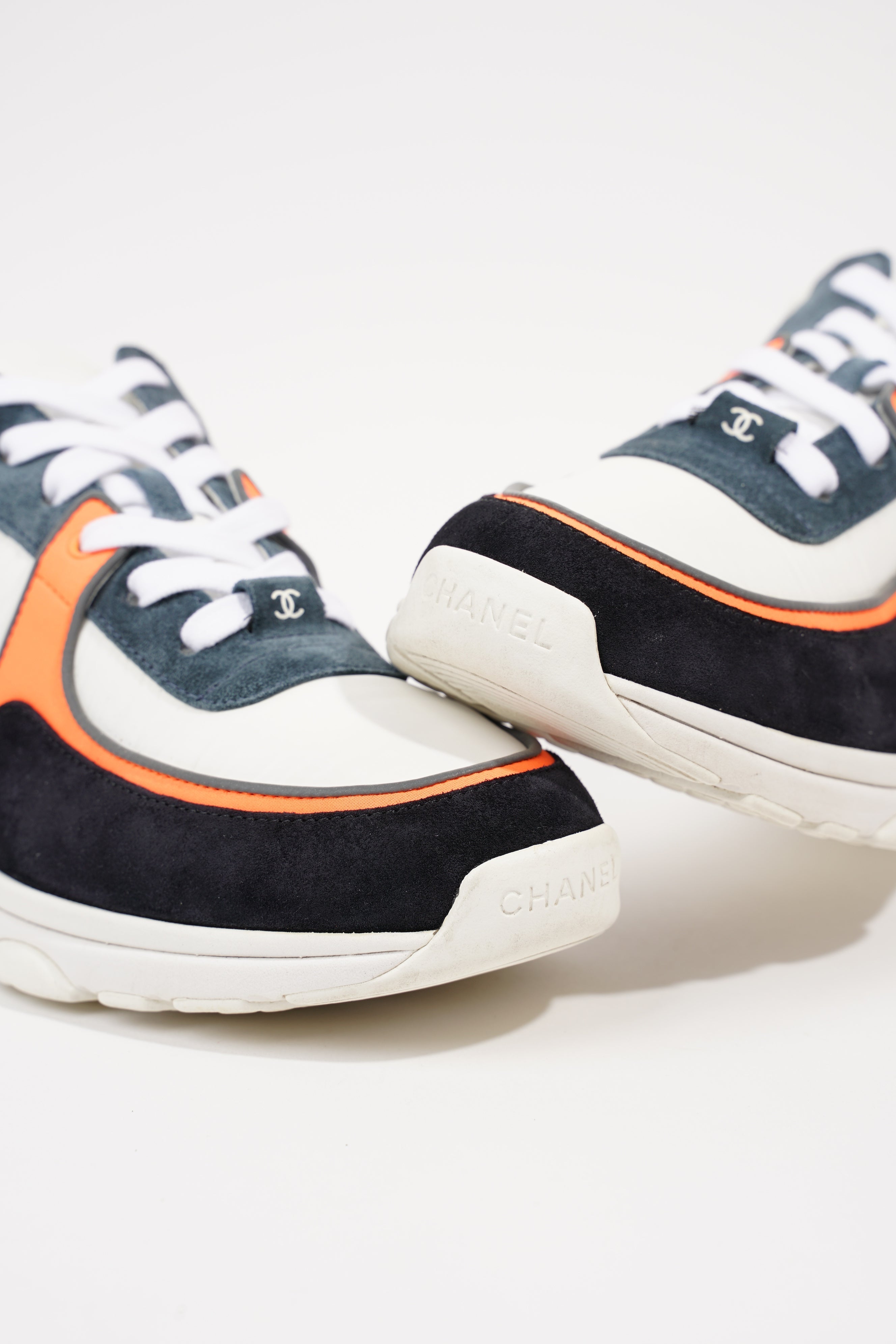 Chanel Womens CC Logo White / Blue / Orange EU 40 / UK 7