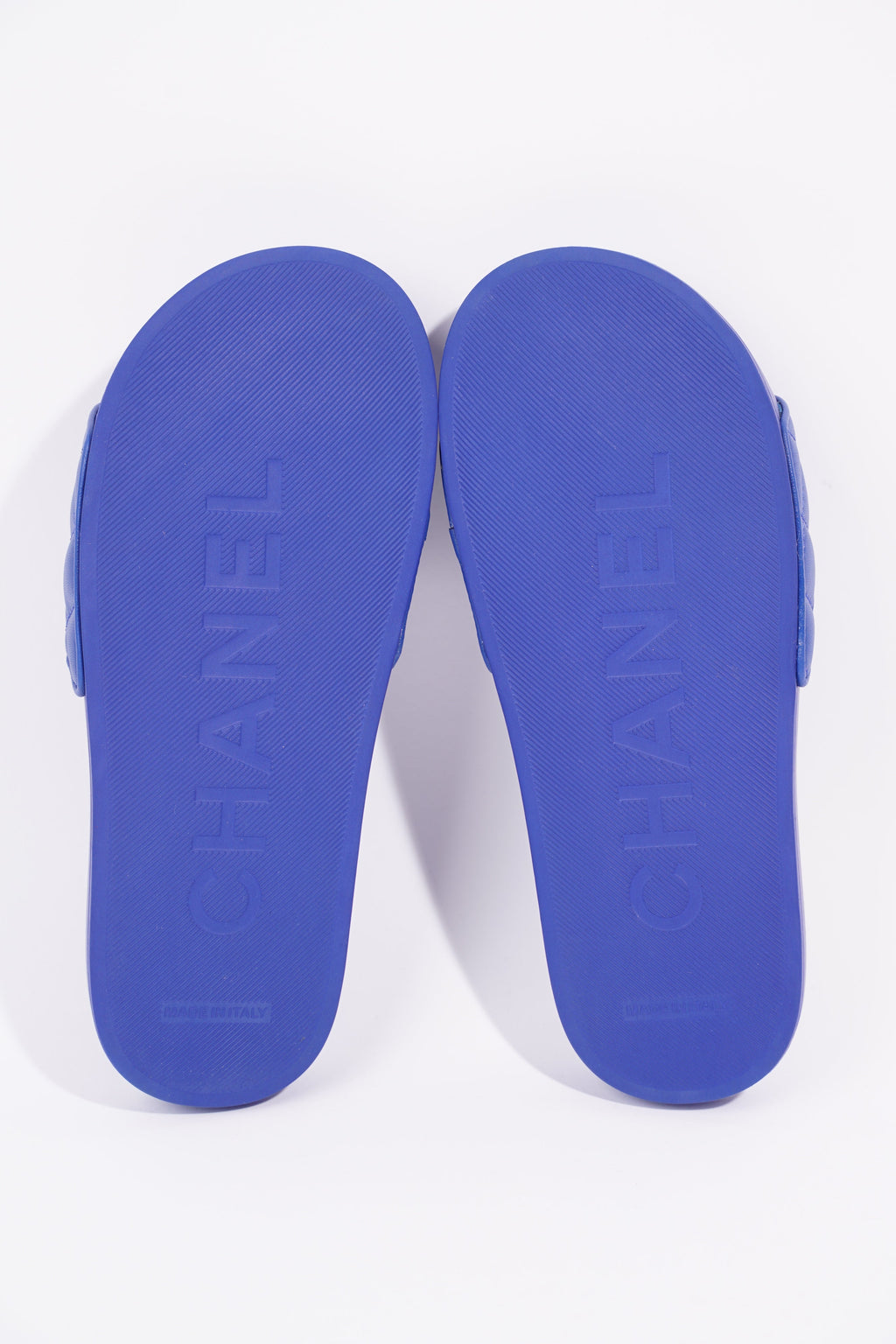 Chanel Womens Quilted Leather CC Slide Blue EU 35 / UK 2
