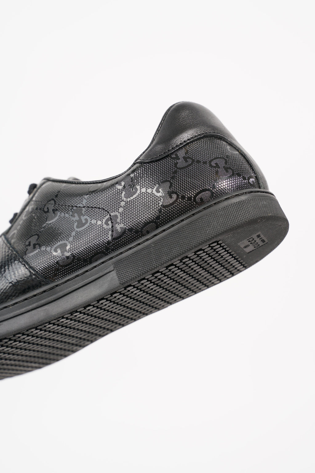 Gucci Mens Guccissima Low Top Sneaker Black EU 40.5 / UK 6.5