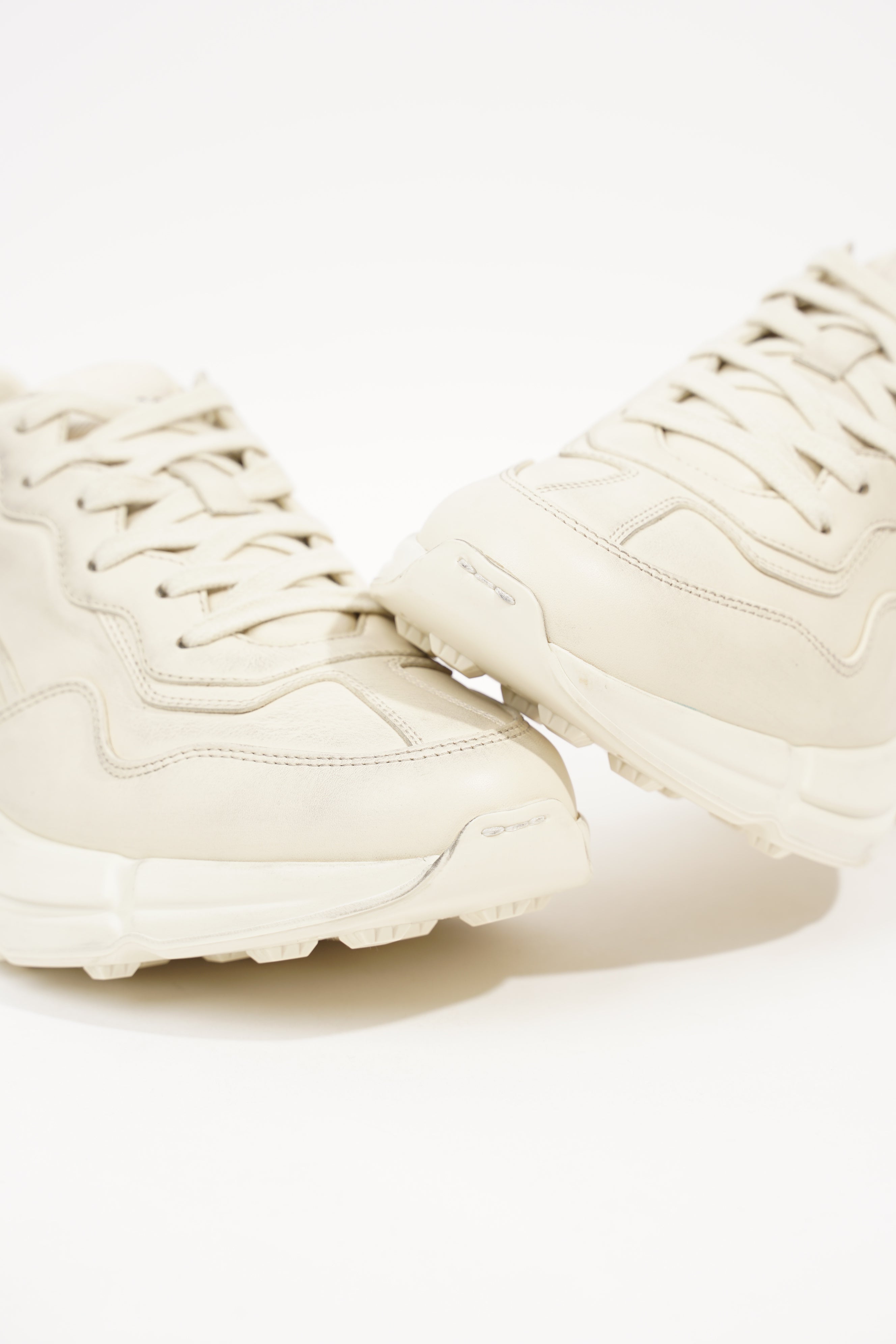 Gucci Mens Rhyton Sneaker Ivory EU 41 / UK 7