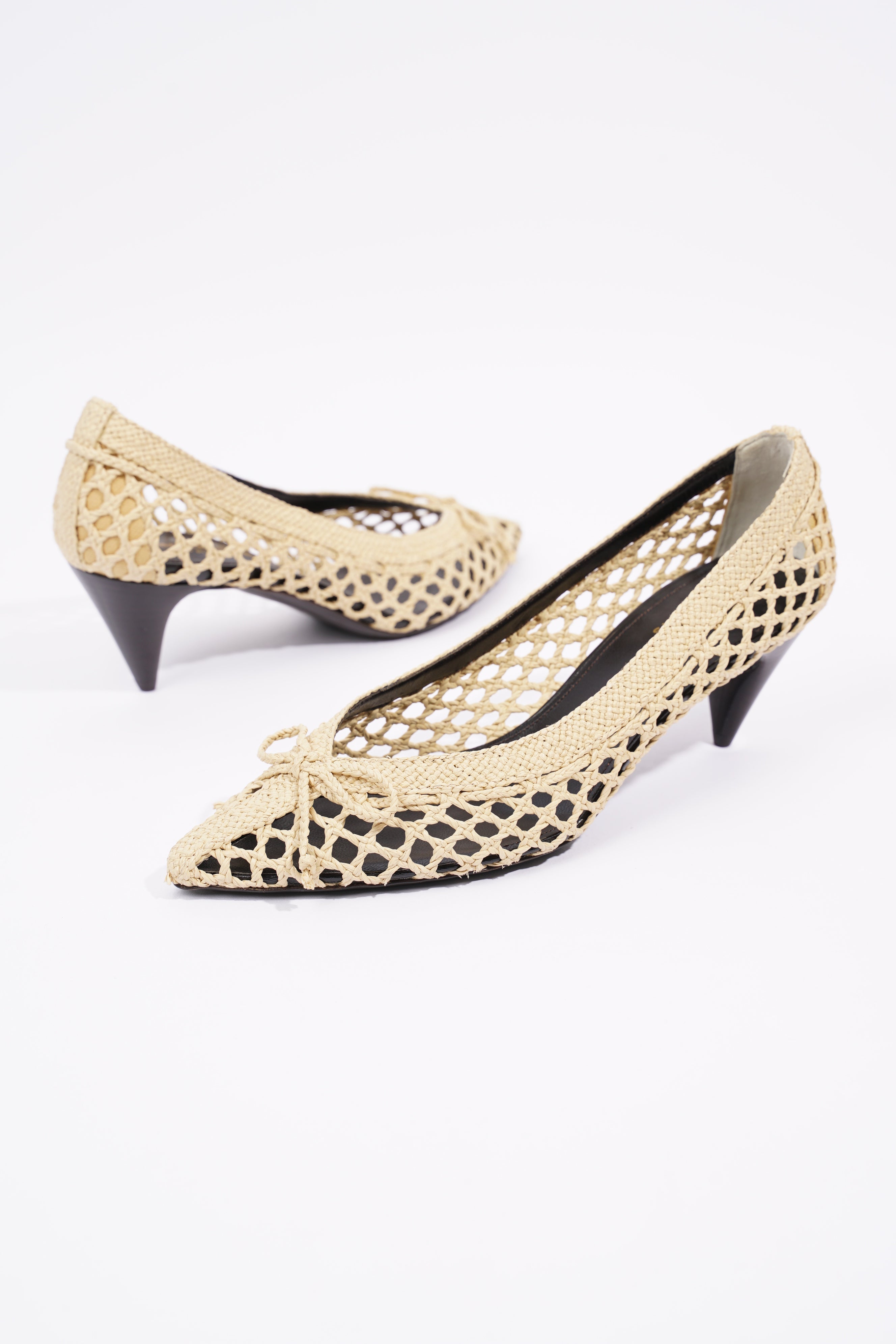 Saint Laurent Womens Kim 55 Beige EU 38 / UK 5