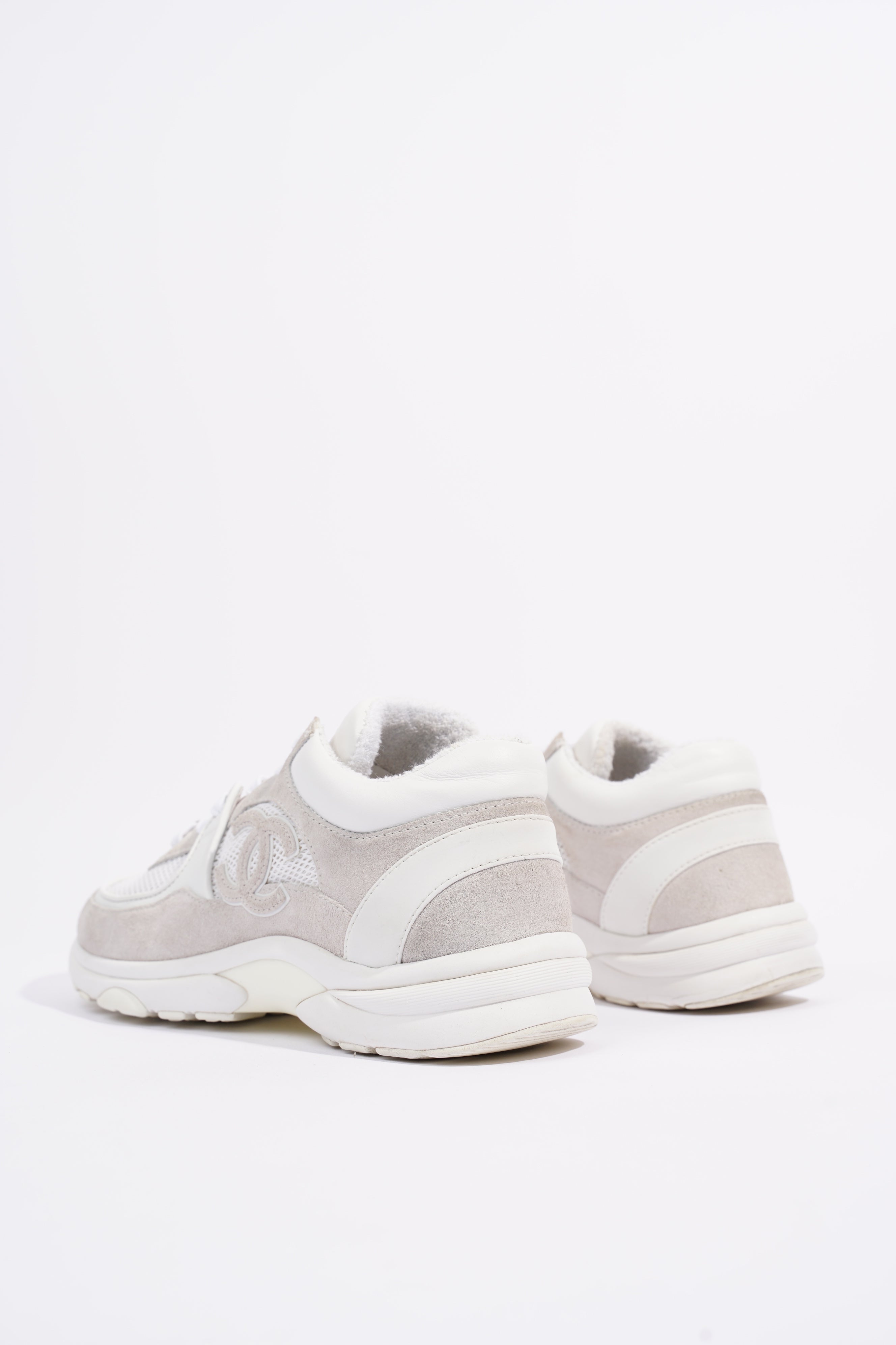 Chanel Womens CC Logo White / Grey EU 38 / UK 5