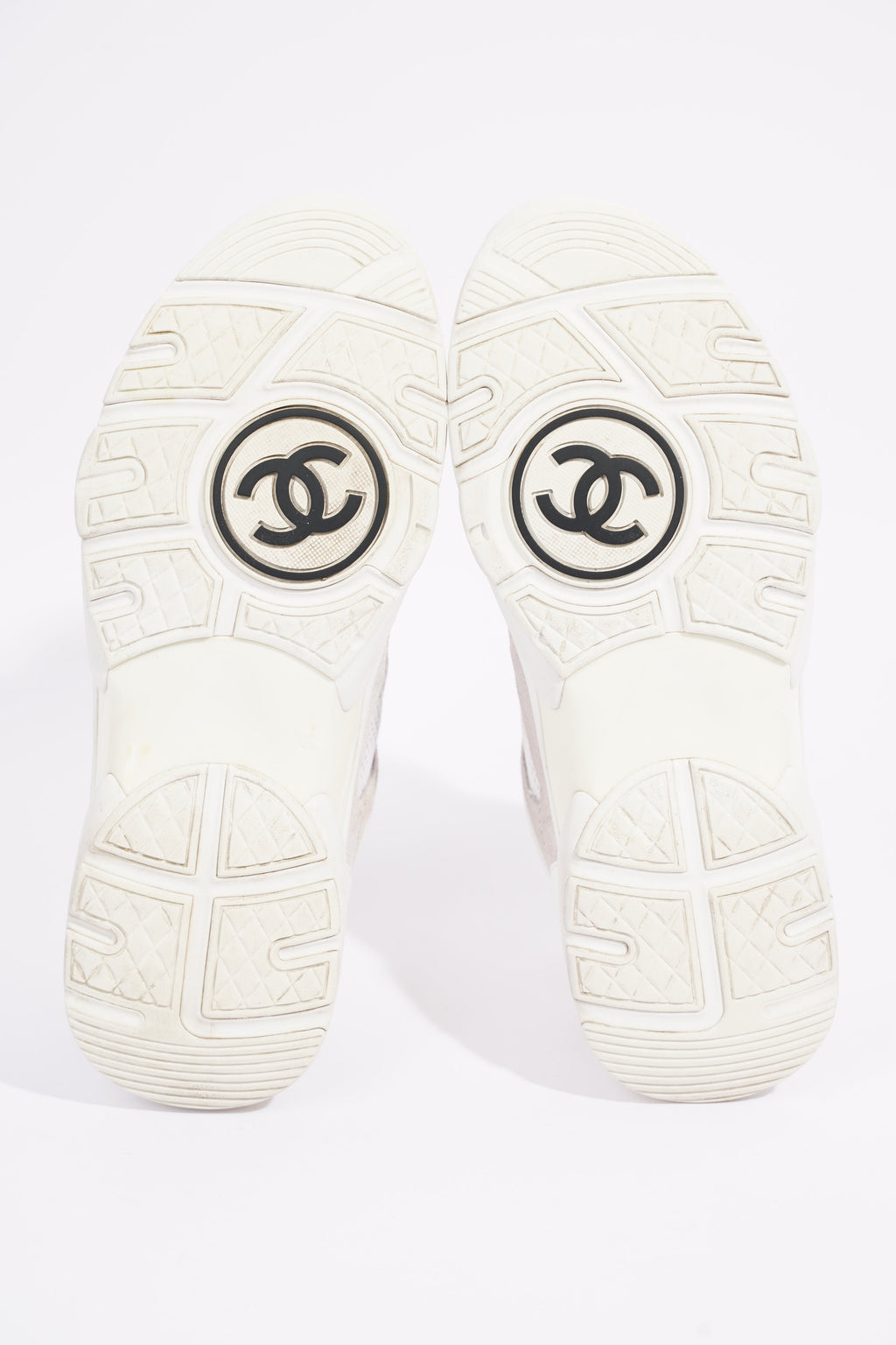 Chanel Womens CC Logo White / Grey EU 38 / UK 5