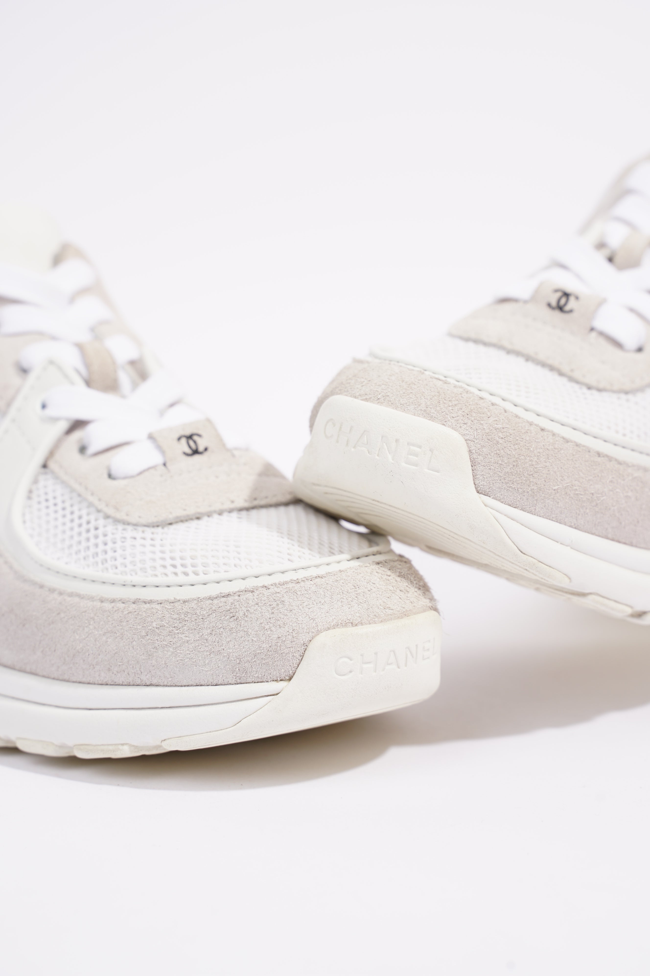 Chanel Womens CC Logo White / Grey EU 38 / UK 5
