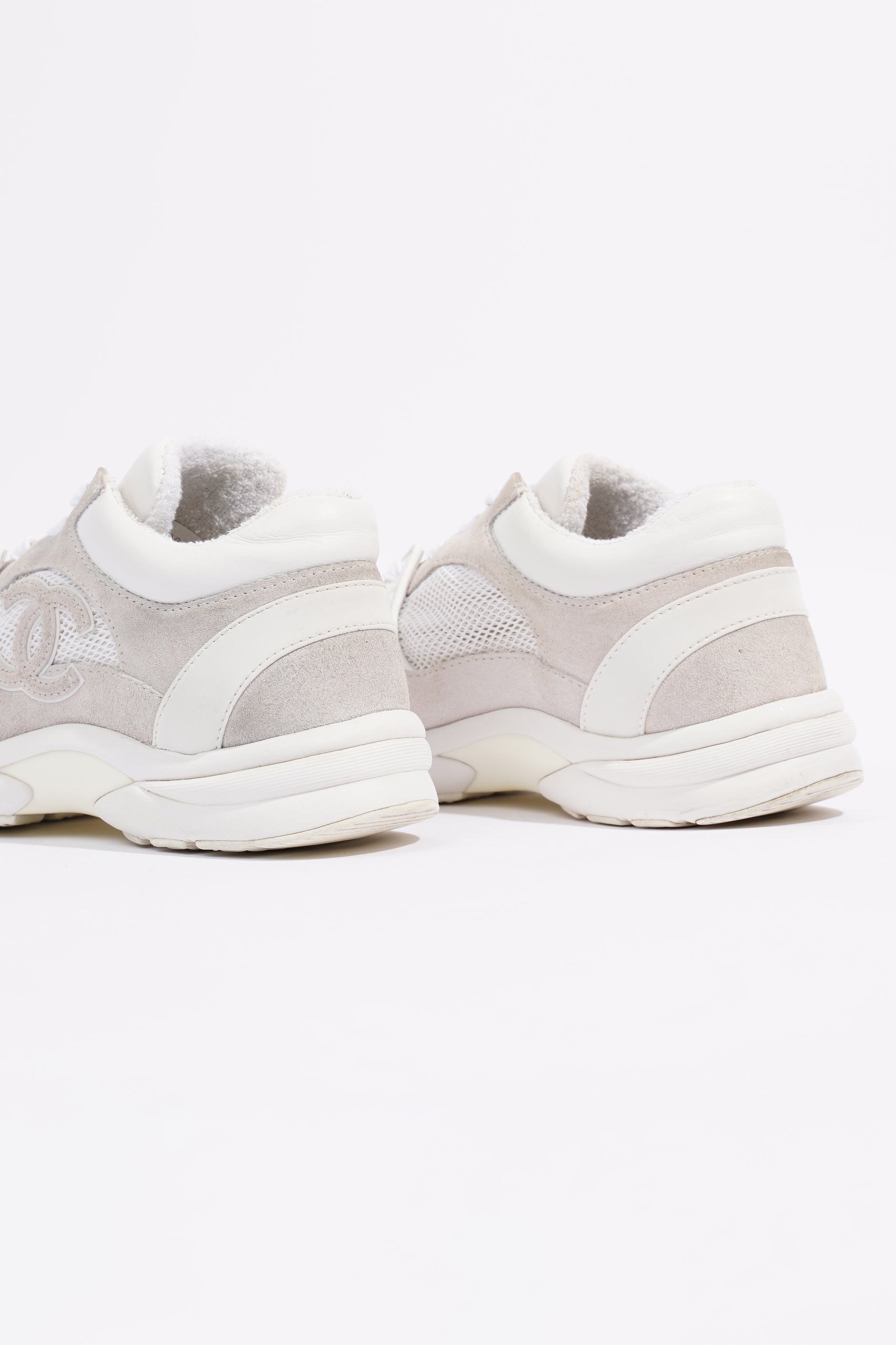 Chanel Womens CC Logo White / Grey EU 38 / UK 5