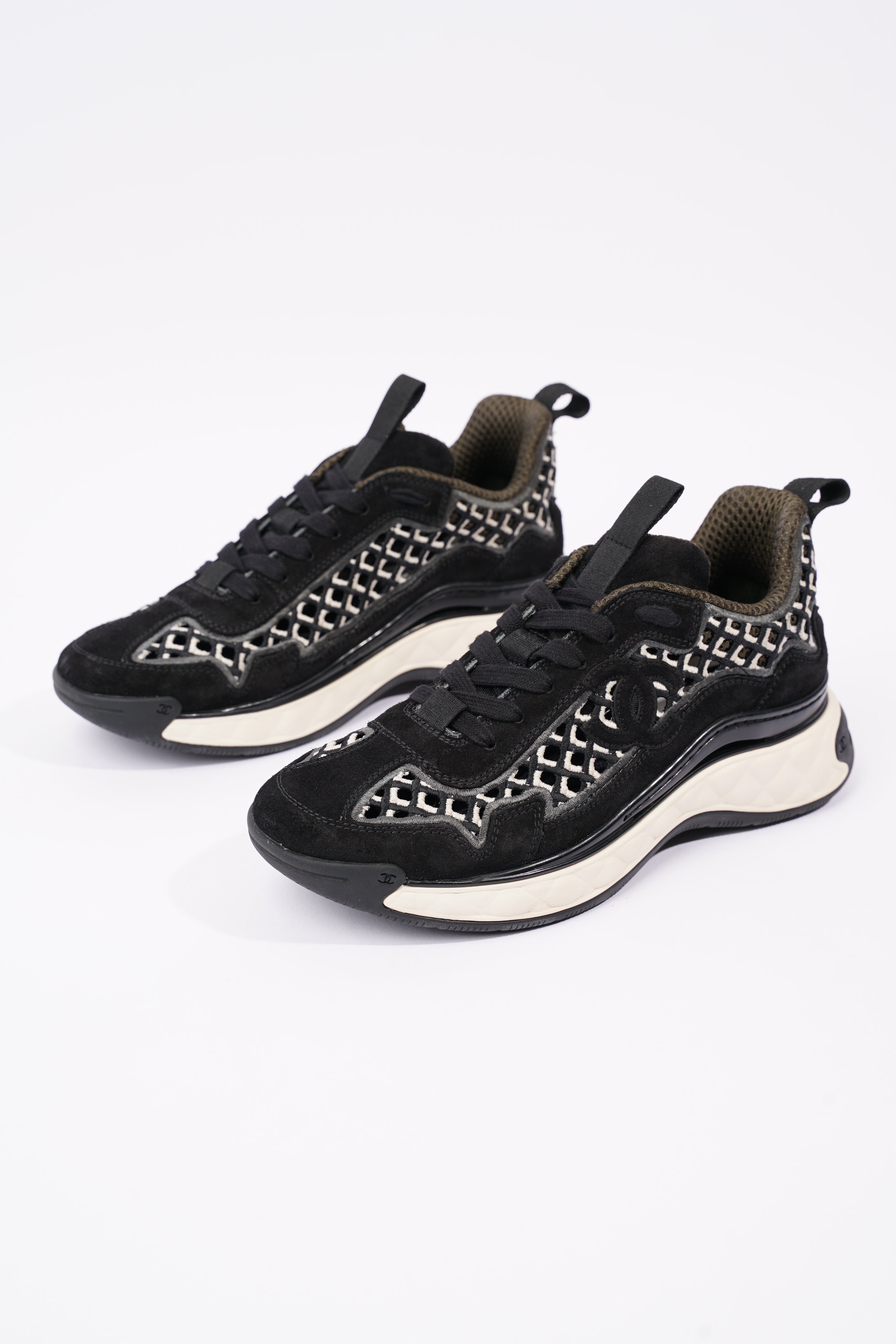 Chanel Womens CC Tweed Sneaker Black / White EU 37 / UK 4