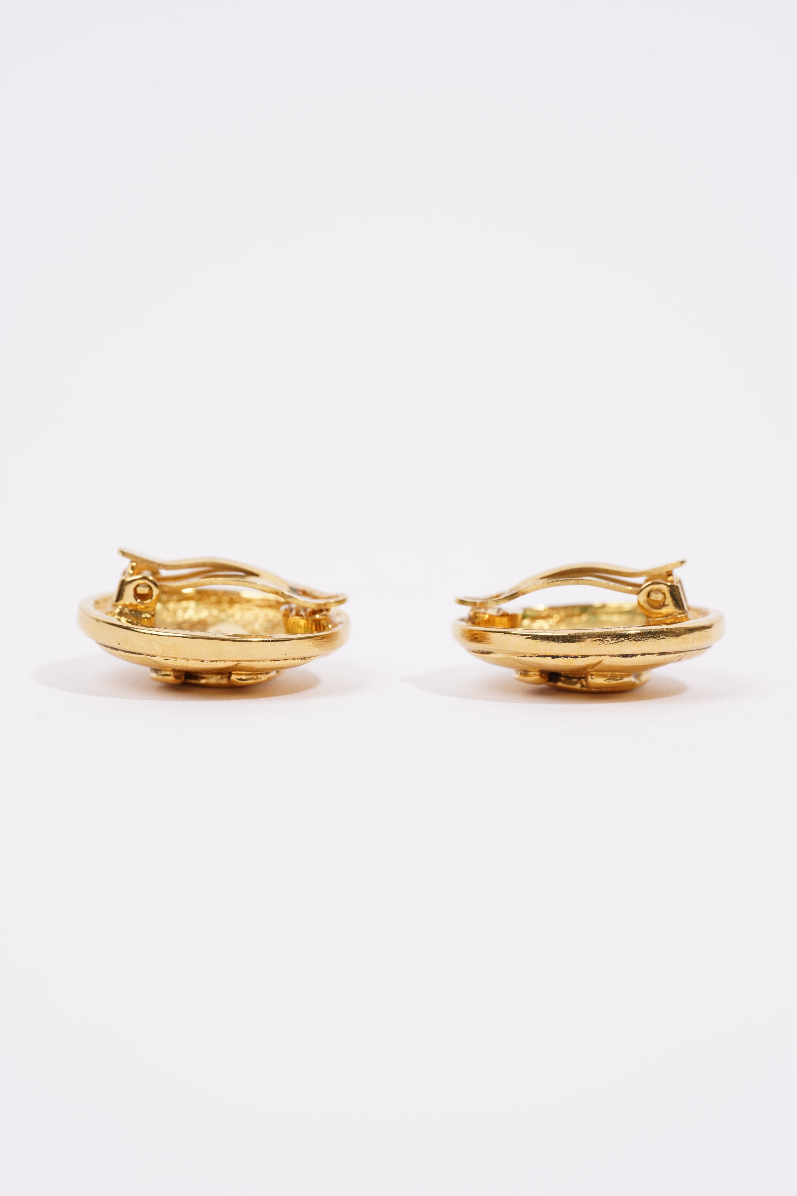 Chanel Womens Vintage Gripoux Earrings Gold