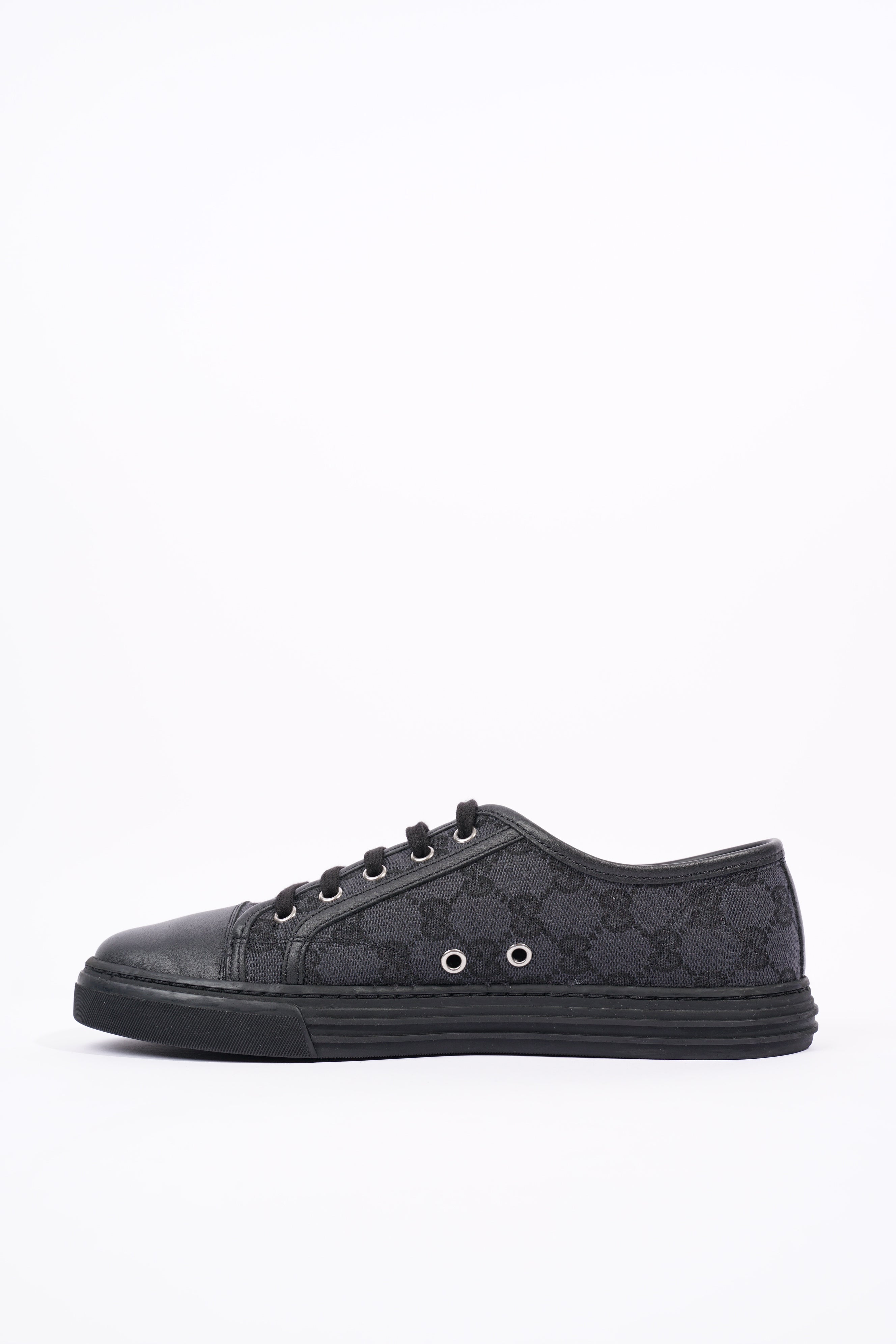 Gucci Mens GG Canvas Low Top Sneaker Black EU 40 / UK 6