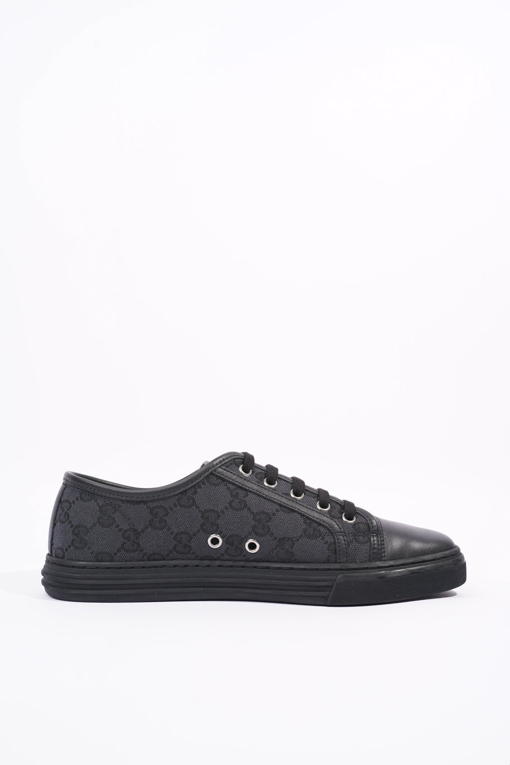 Gucci Mens GG Canvas Low Top Sneaker Black EU 40 / UK 6