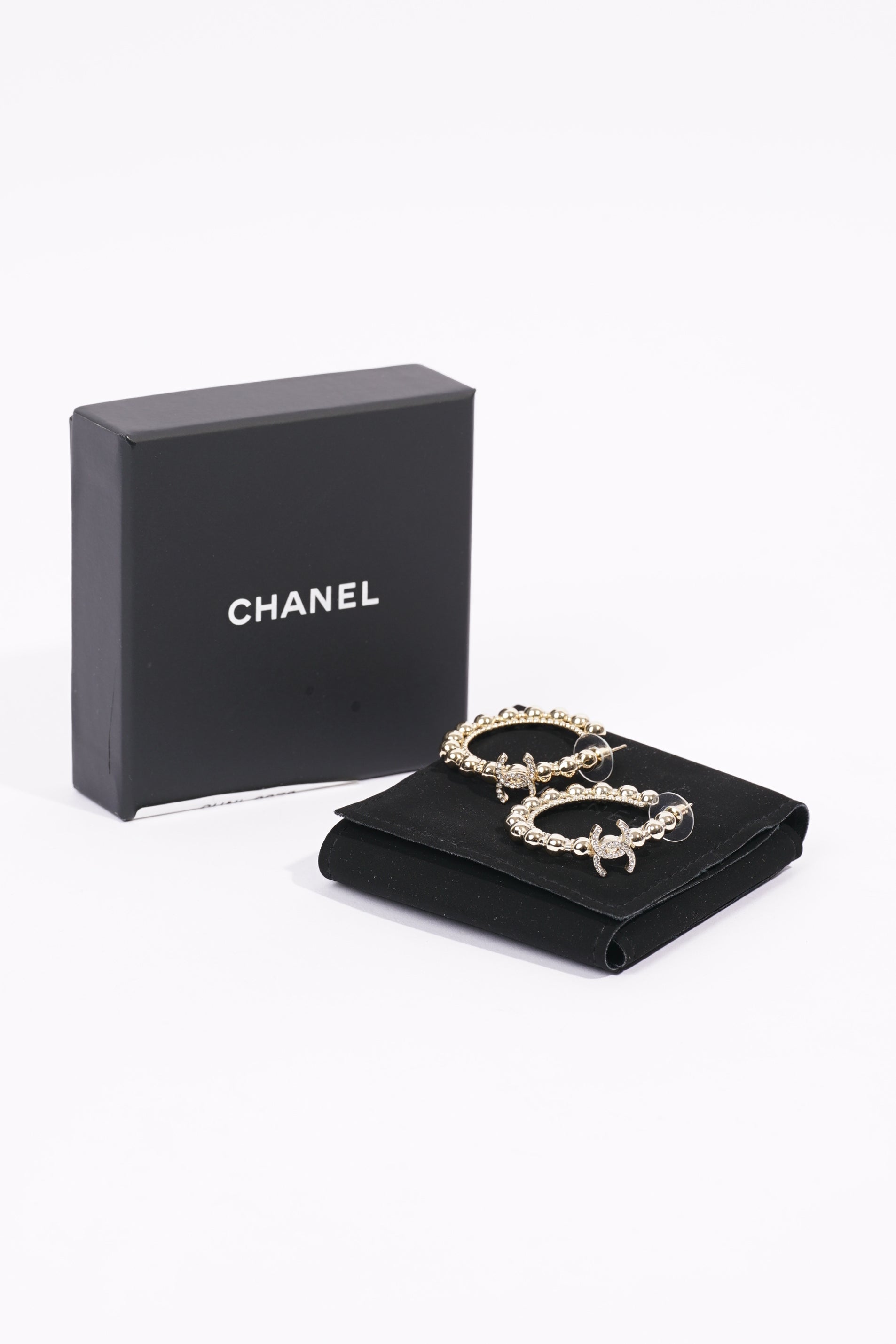 Chanel Womens Hoop Earrings Gold