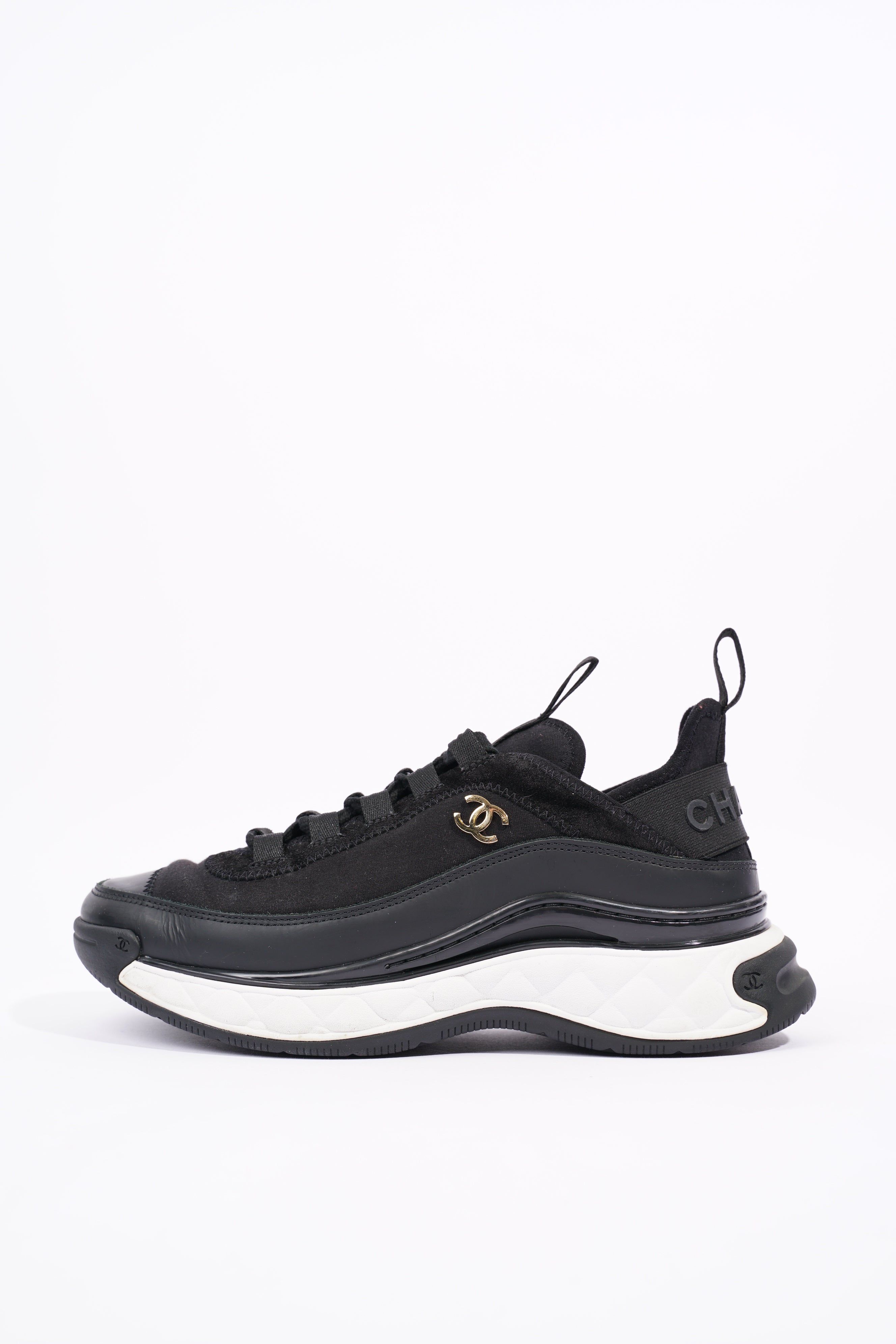 Chanel Womens CC Logo Black / White EU 37 / UK 4