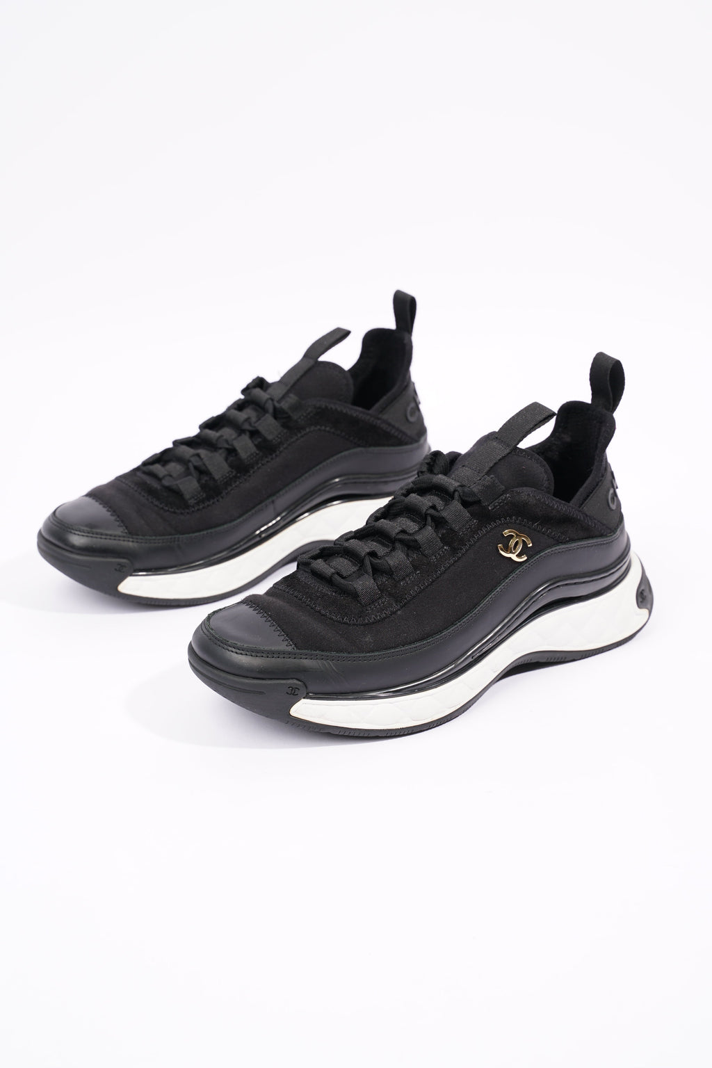 Chanel Womens CC Logo Black / White EU 37 / UK 4