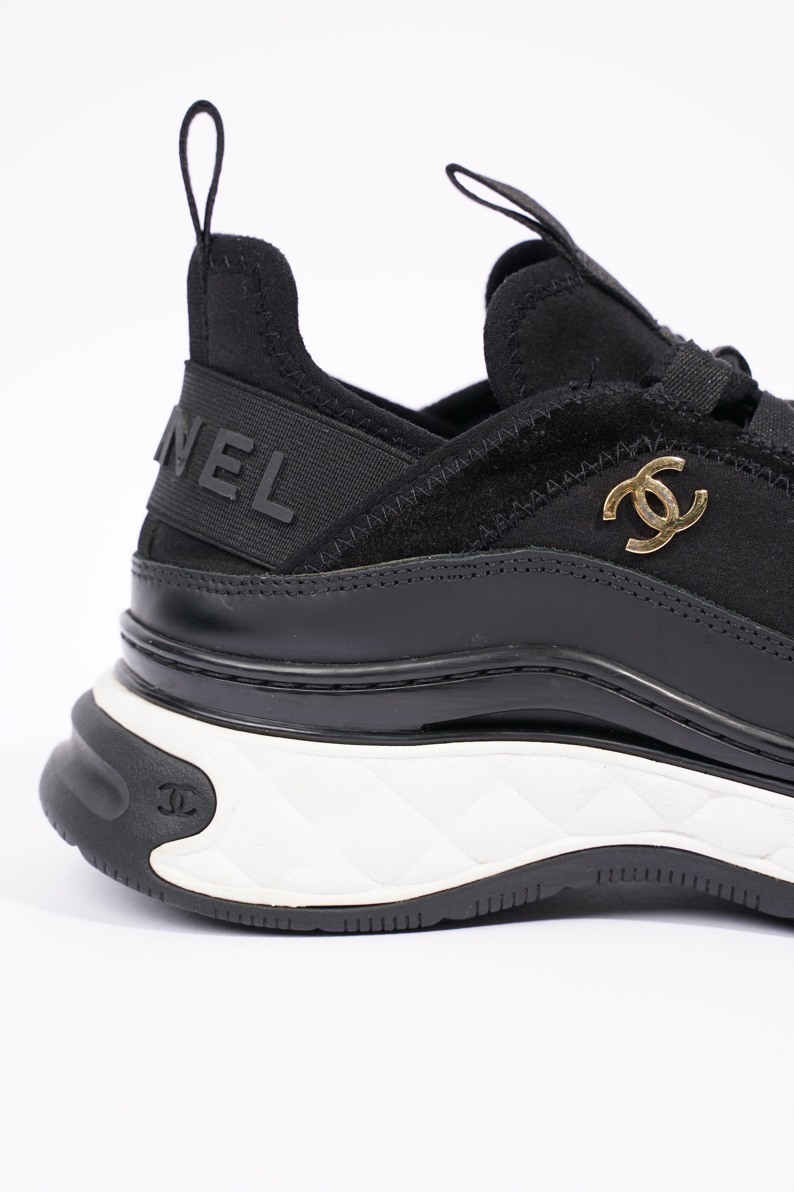 Chanel Womens CC Logo Black / White EU 37 / UK 4