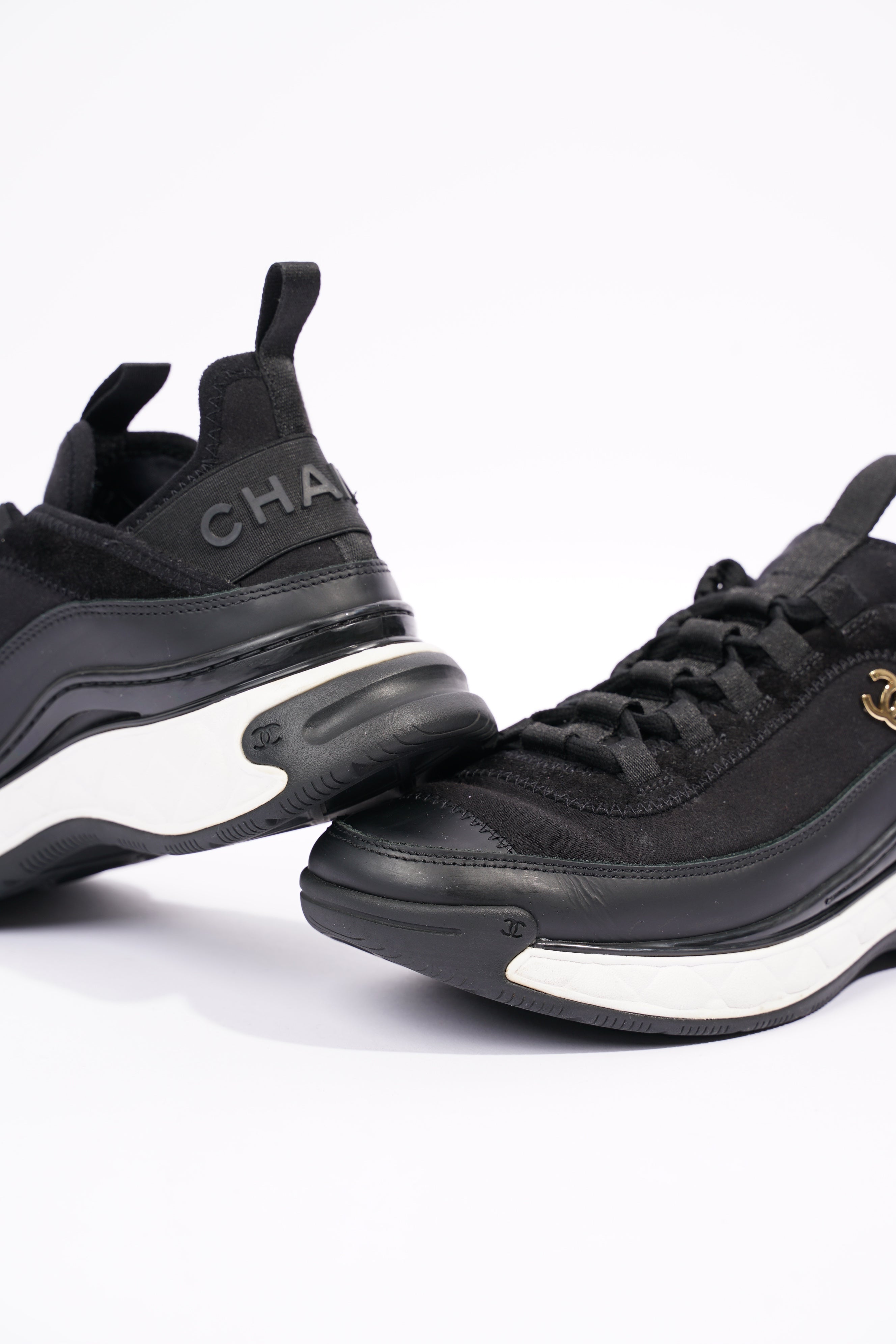 Chanel Womens CC Logo Black / White EU 37 / UK 4