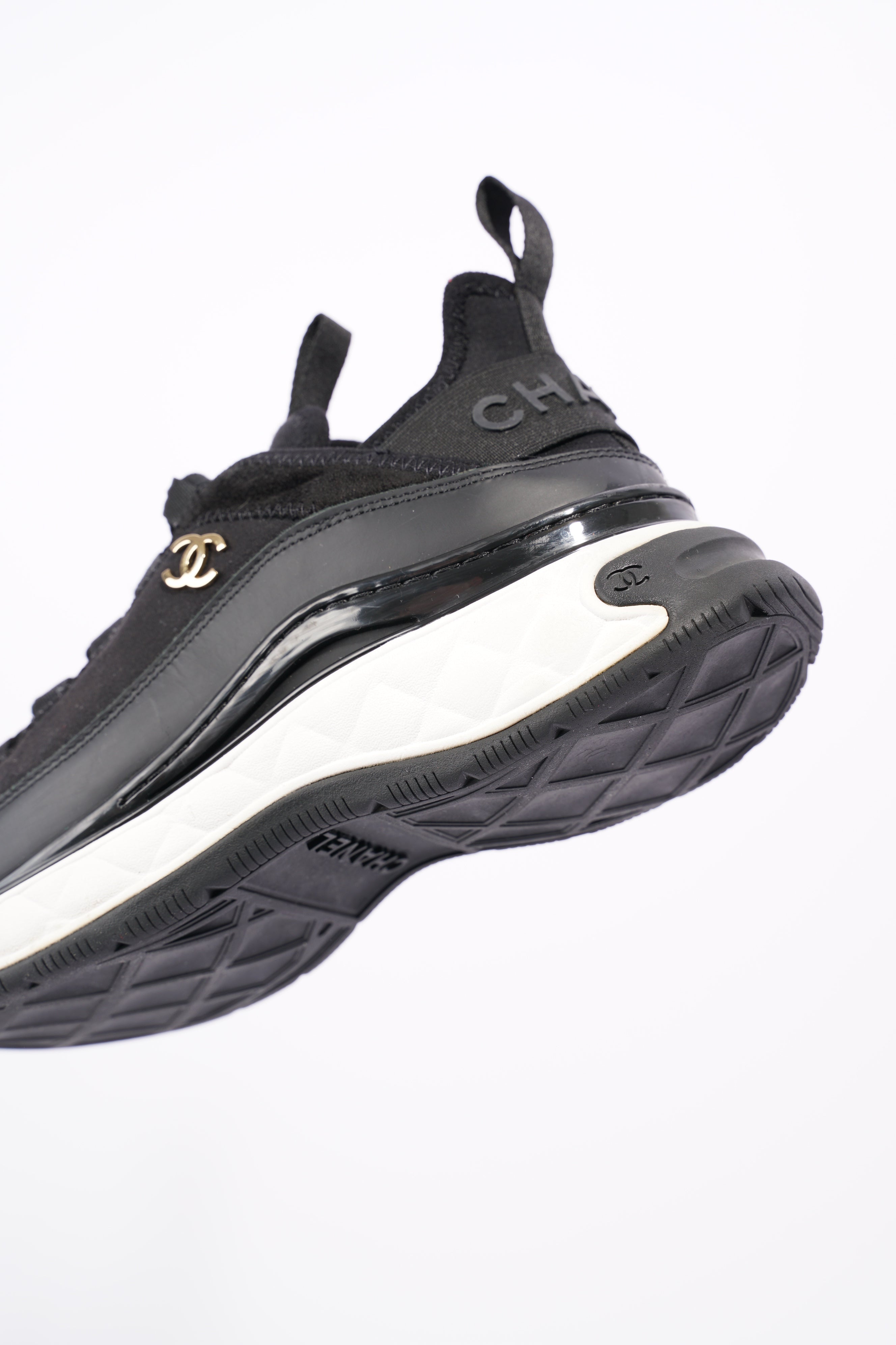 Chanel Womens CC Logo Black / White EU 37 / UK 4