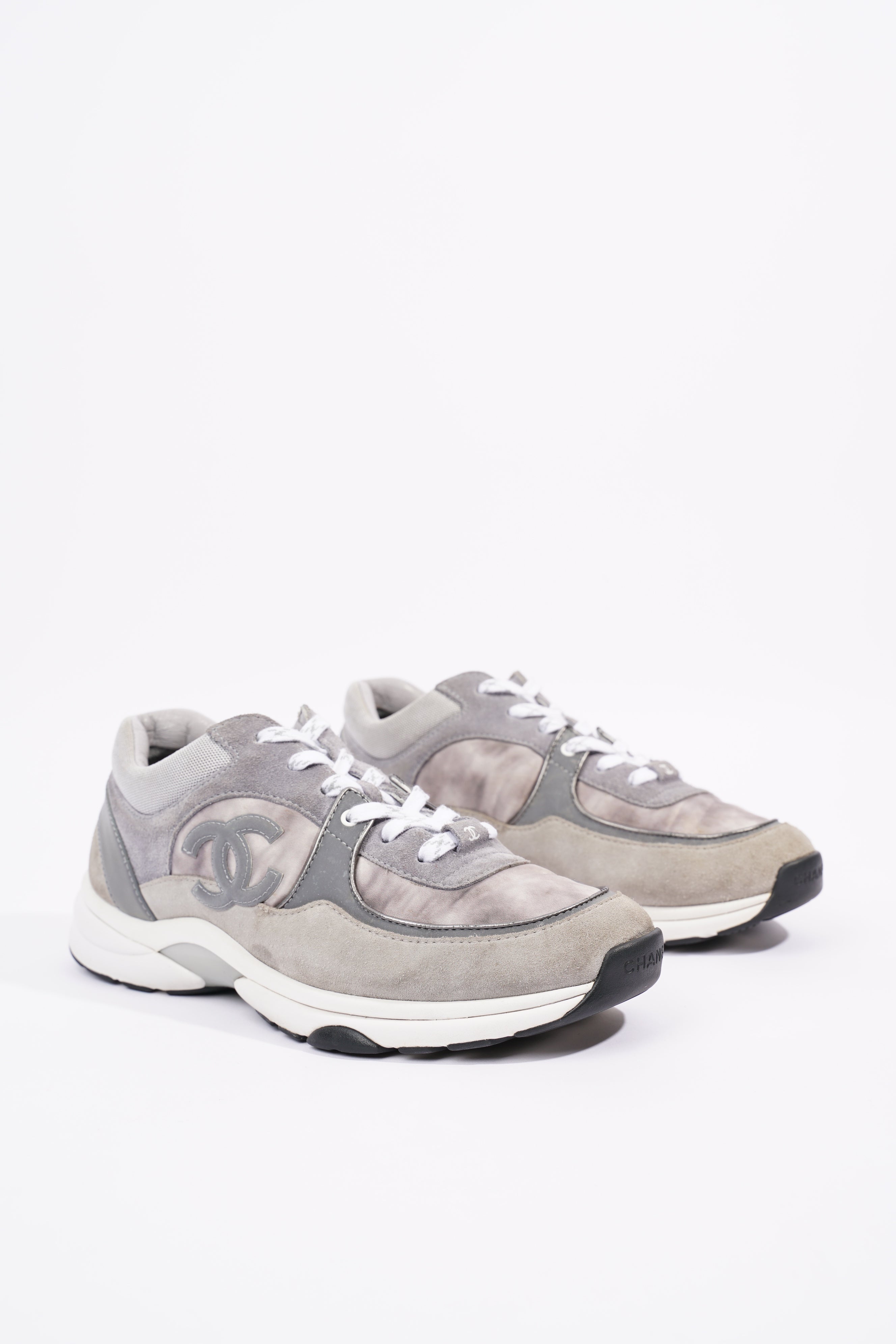 Chanel Mens CC Logo Runner Grey EU 41 / UK 7