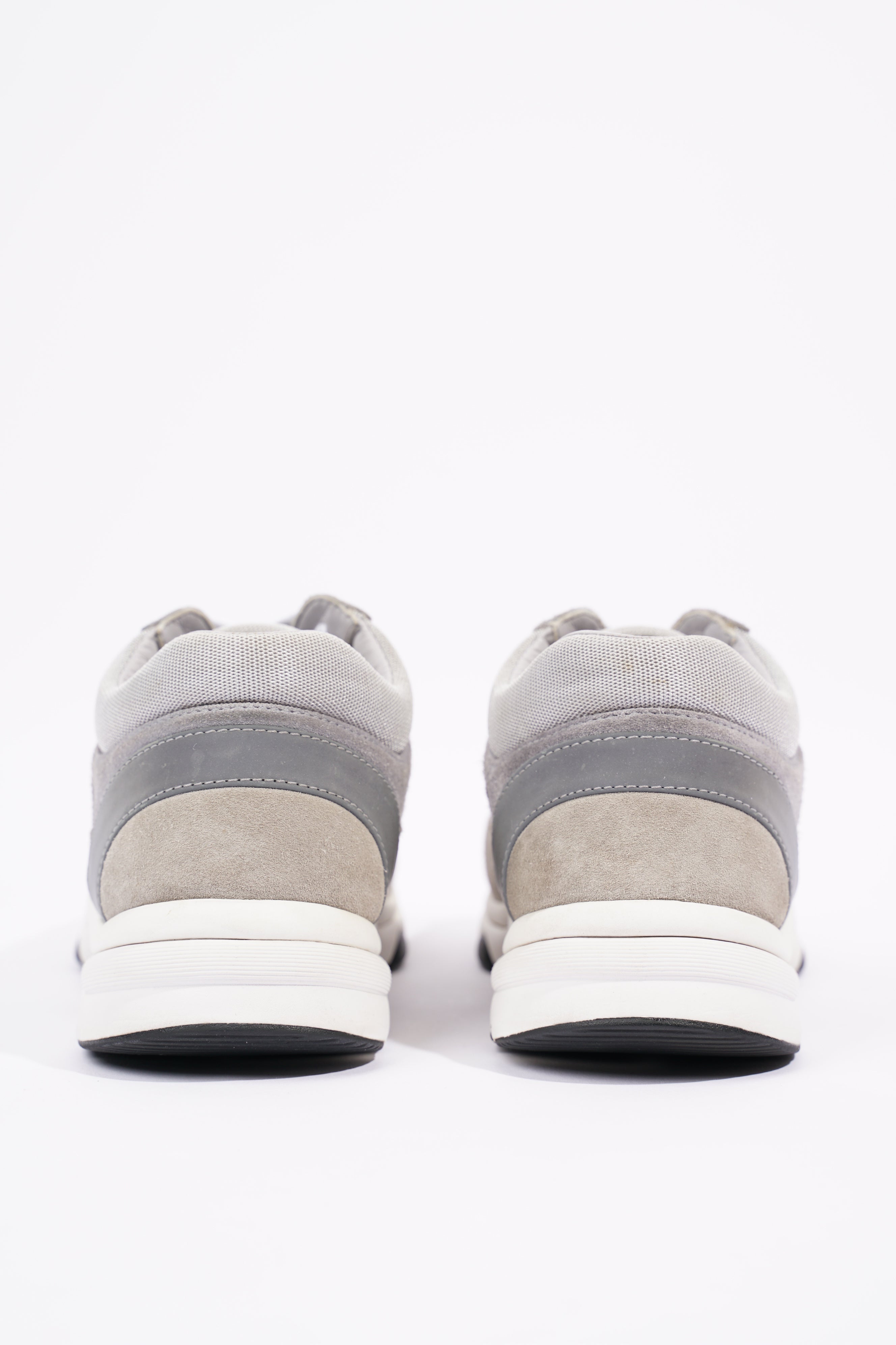 Chanel Mens CC Logo Runner Grey EU 41 / UK 7