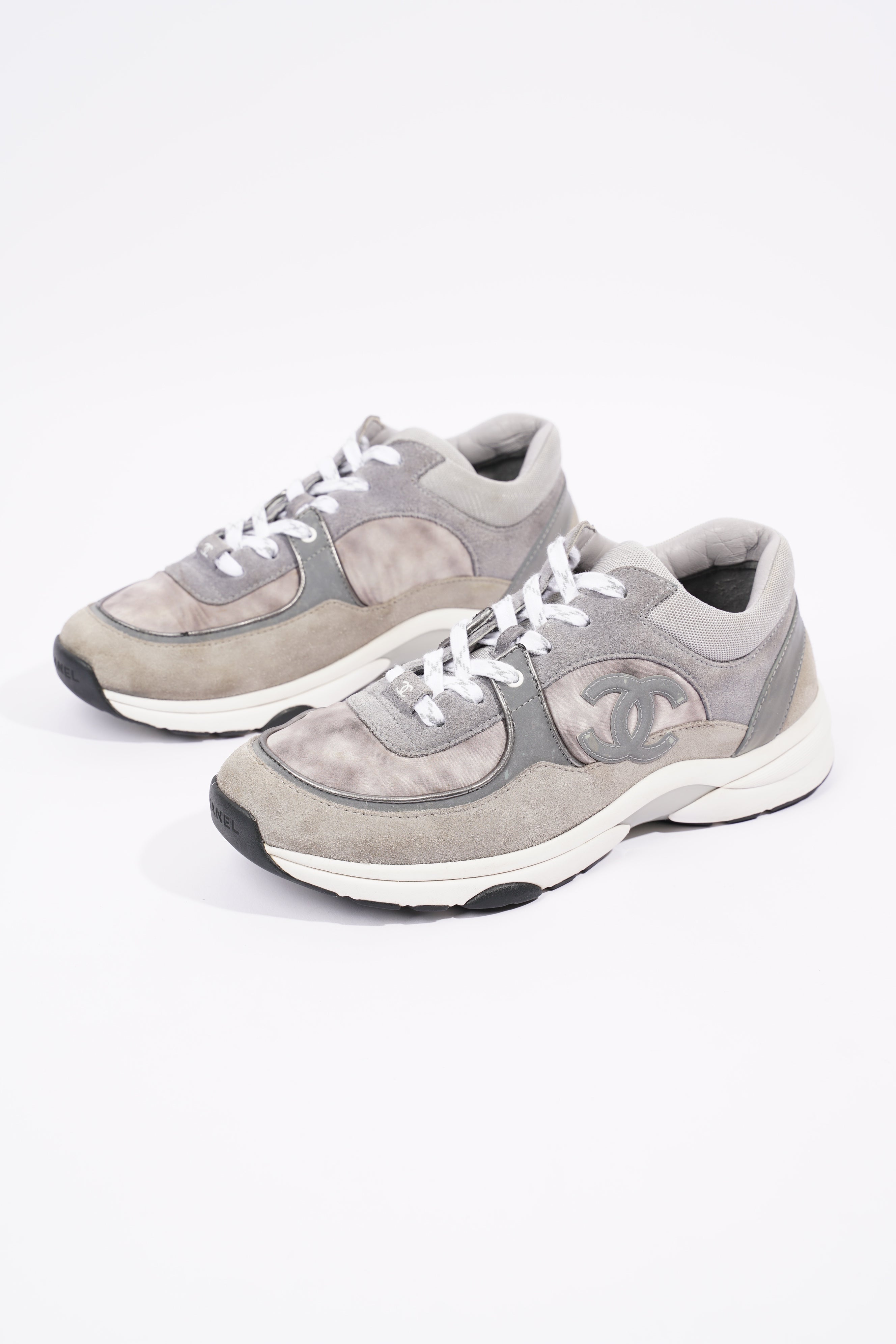 Chanel Mens CC Logo Runner Grey EU 41 / UK 7