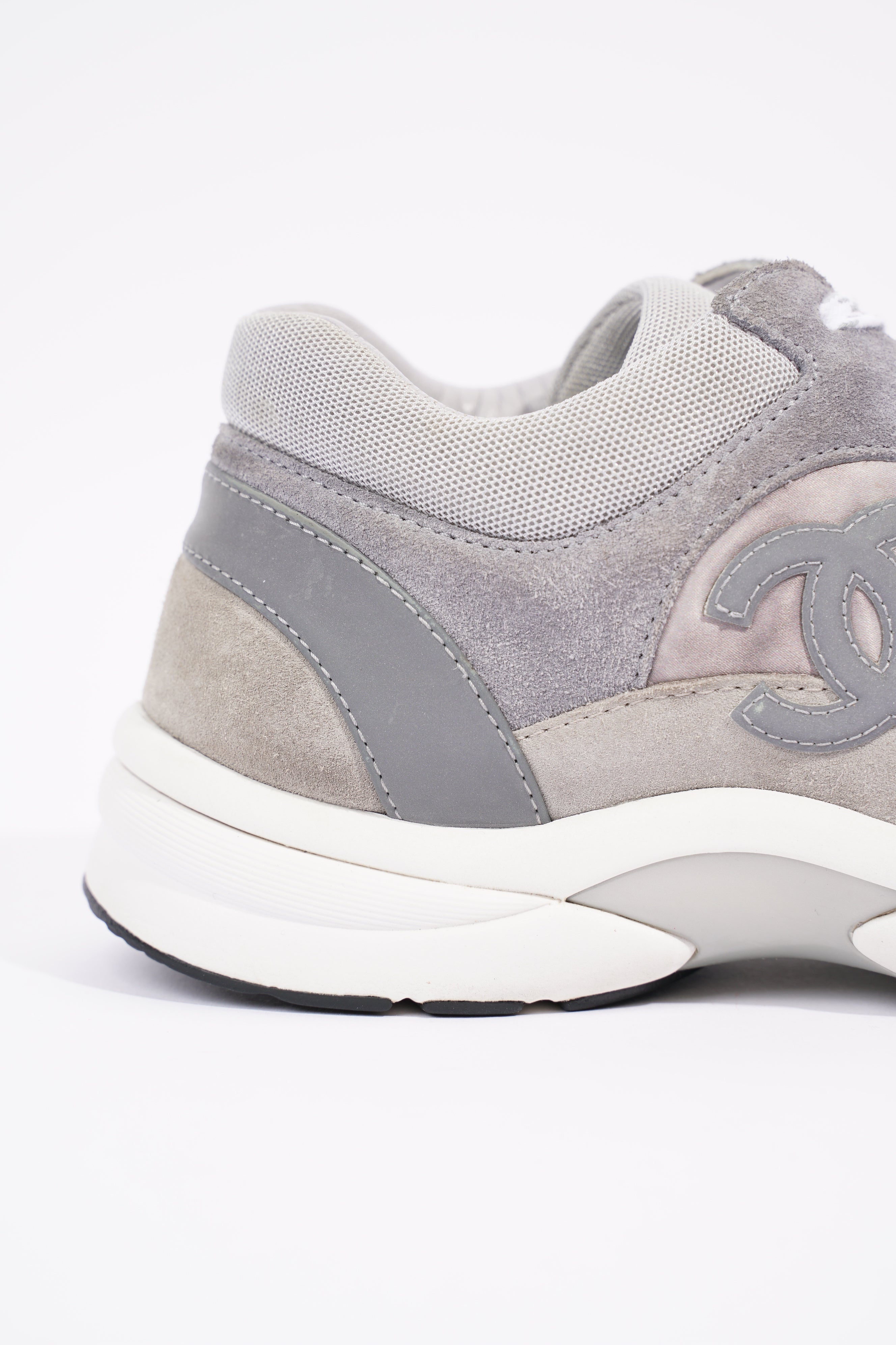 Chanel Mens CC Logo Runner Grey EU 41 / UK 7
