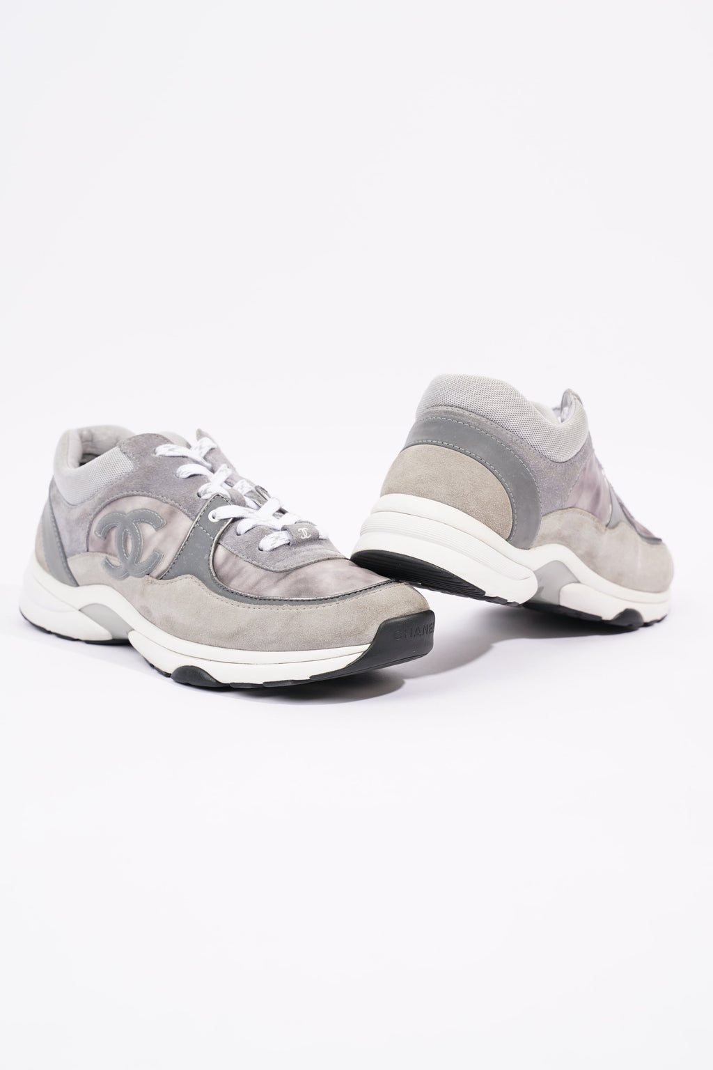 Chanel Mens CC Logo Runner Grey EU 41 / UK 7