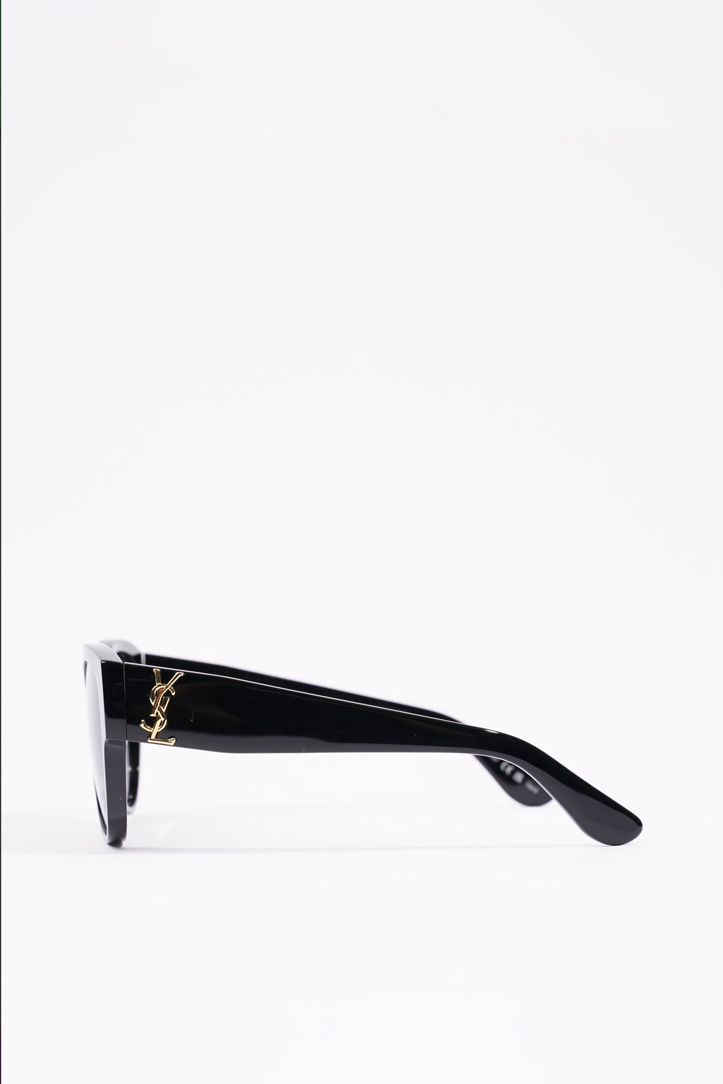 Saint Laurent Womens SLM3 Sunglasses Black / Gold 140